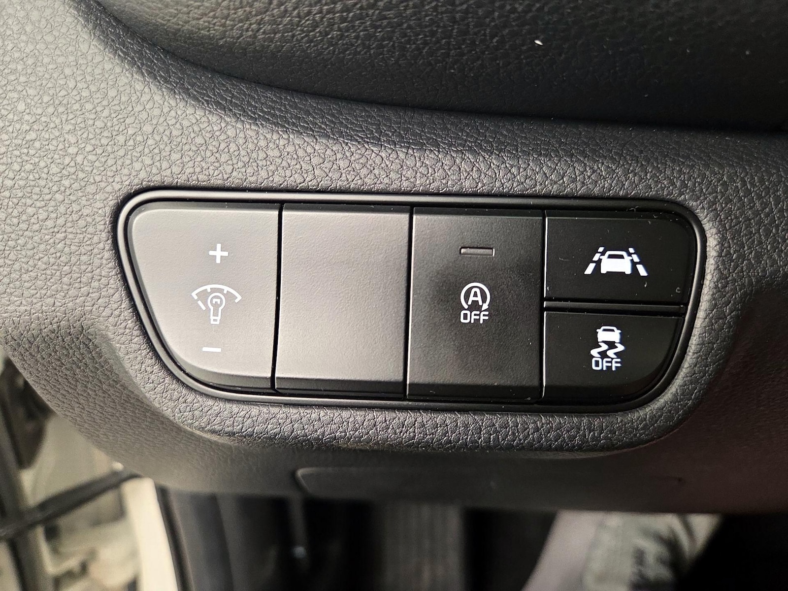 2021 Kia Seltos SX - Photo 14