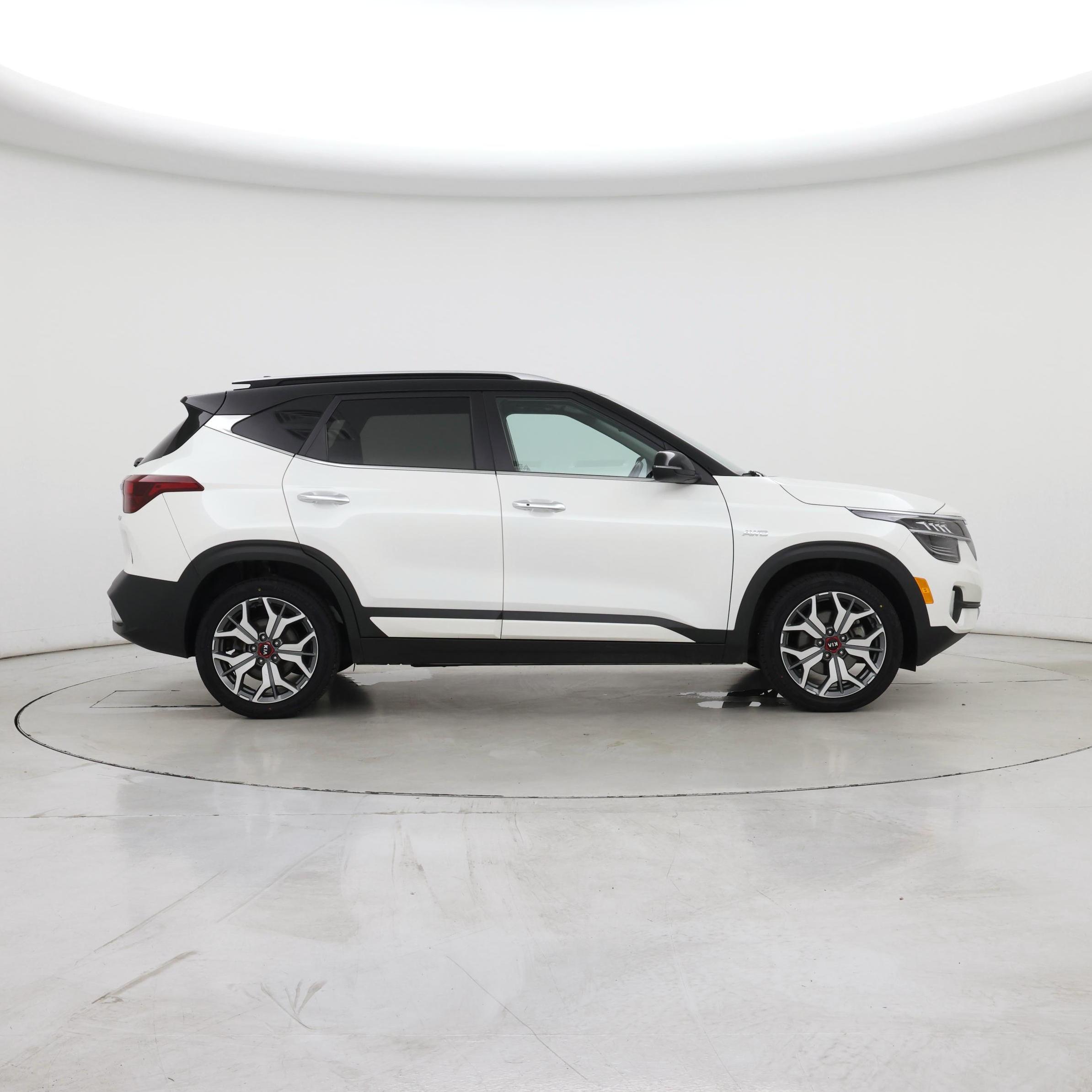 Thumbnail: 2021 Kia Seltos - 7