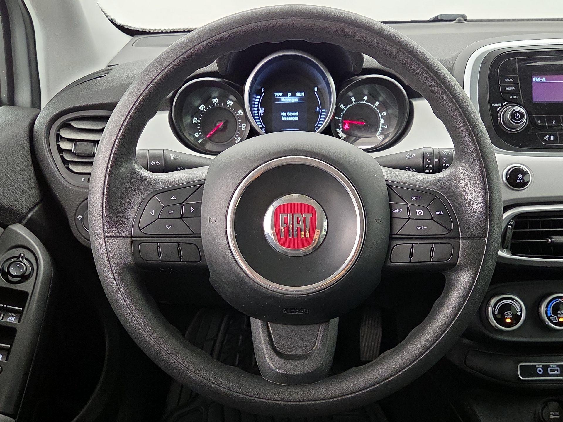 Thumbnail: 2017 Fiat 500X - 10