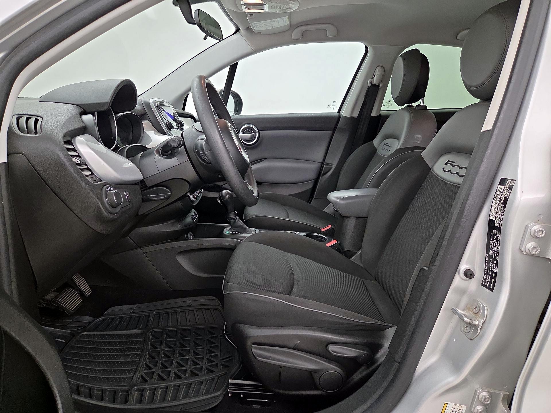 Thumbnail: 2017 Fiat 500X - 11