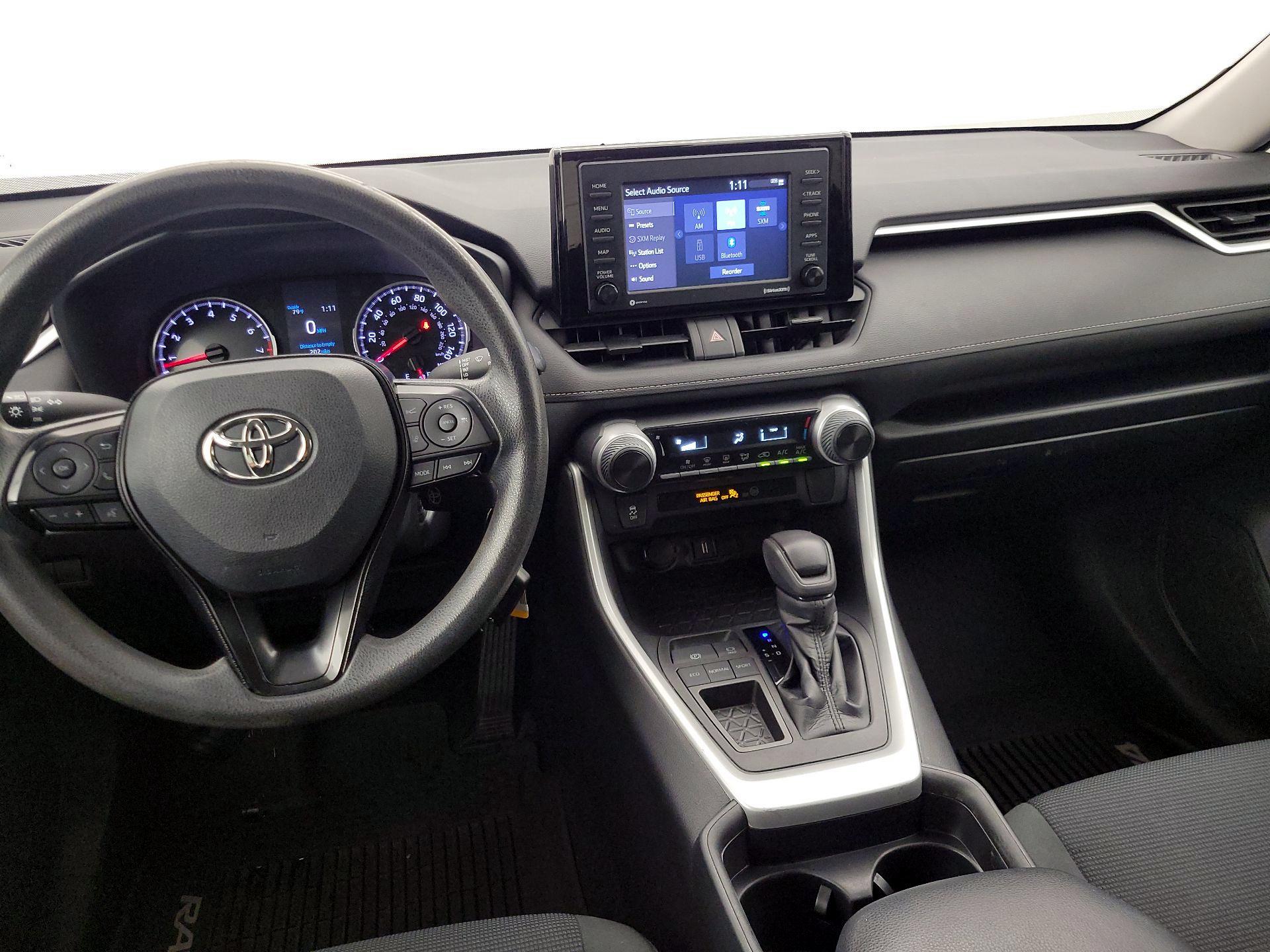 Thumbnail: 2020 Toyota RAV4 - 9