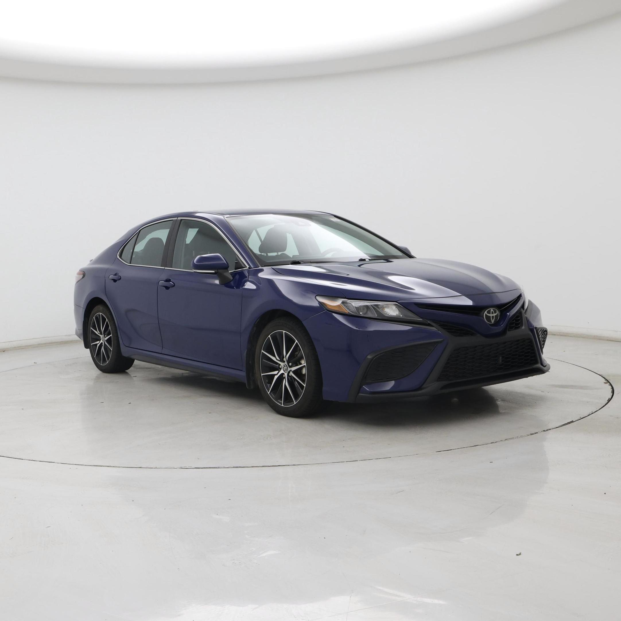 Blue 2023 Toyota Camry Sedan Front-Wheel Drive Automatic