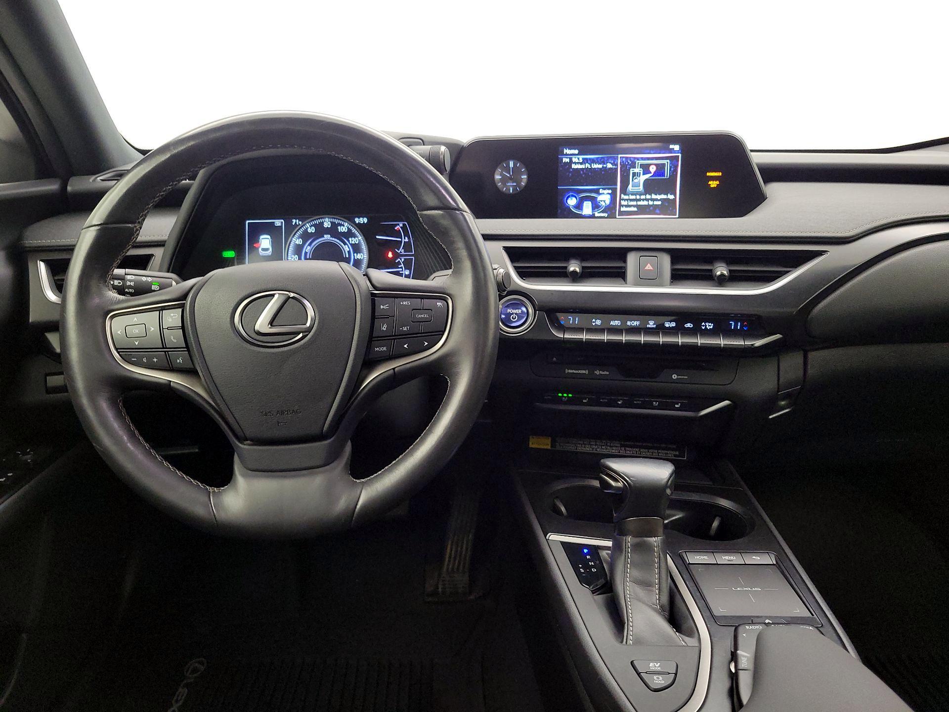 Thumbnail: 2020 Lexus UX - 9