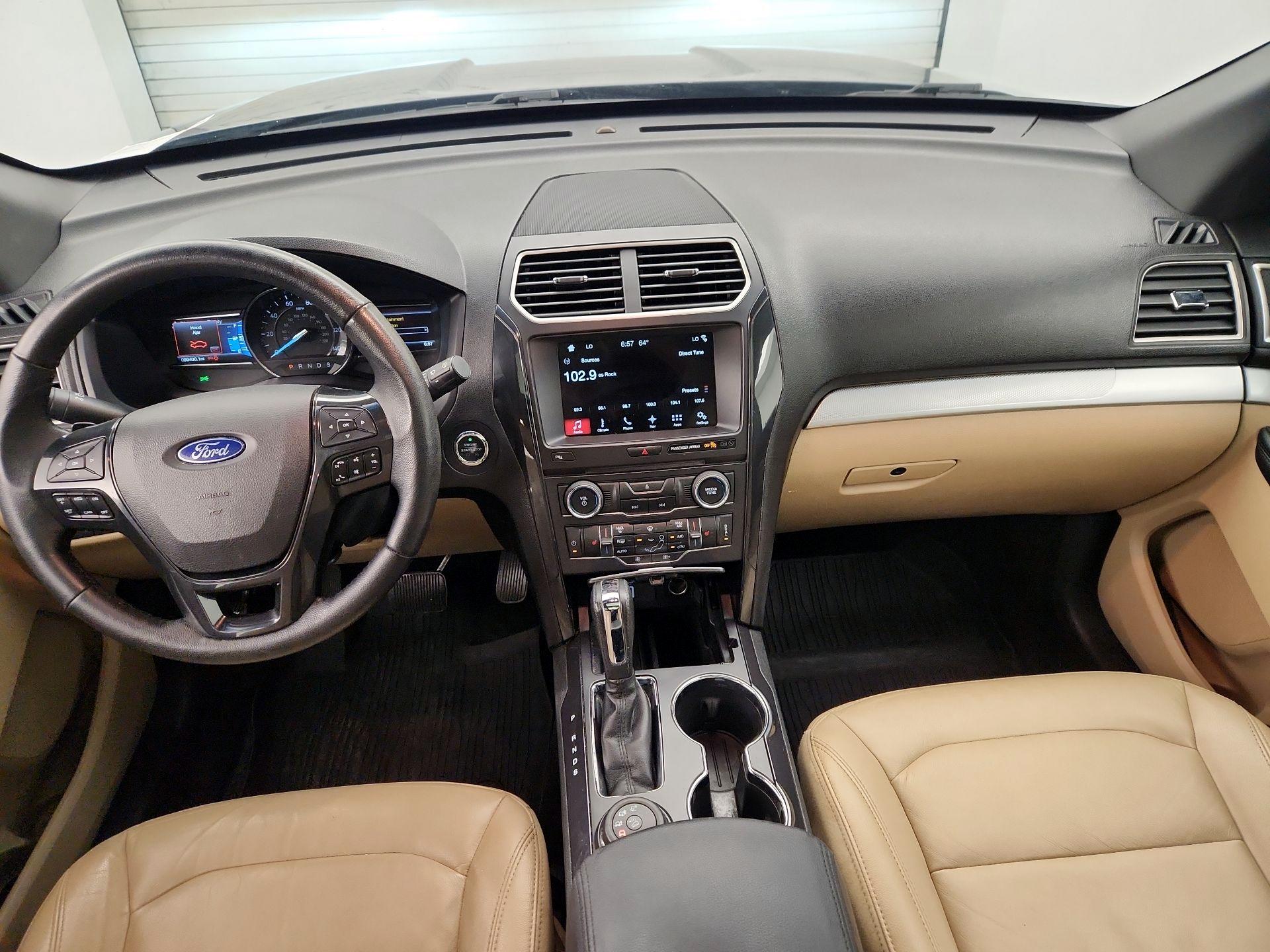 Thumbnail: 2017 Ford Explorer - 9