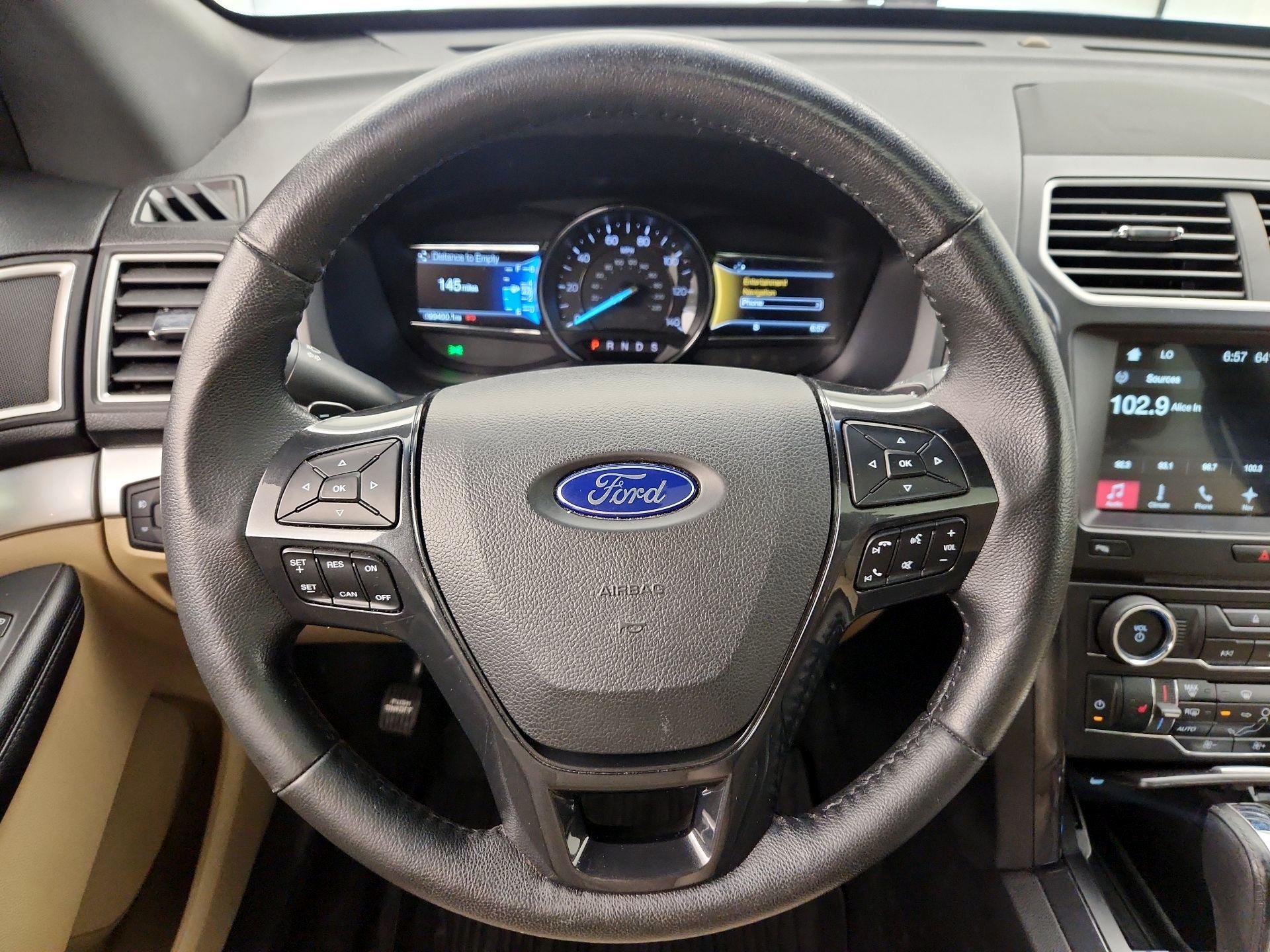 Thumbnail: 2017 Ford Explorer - 10