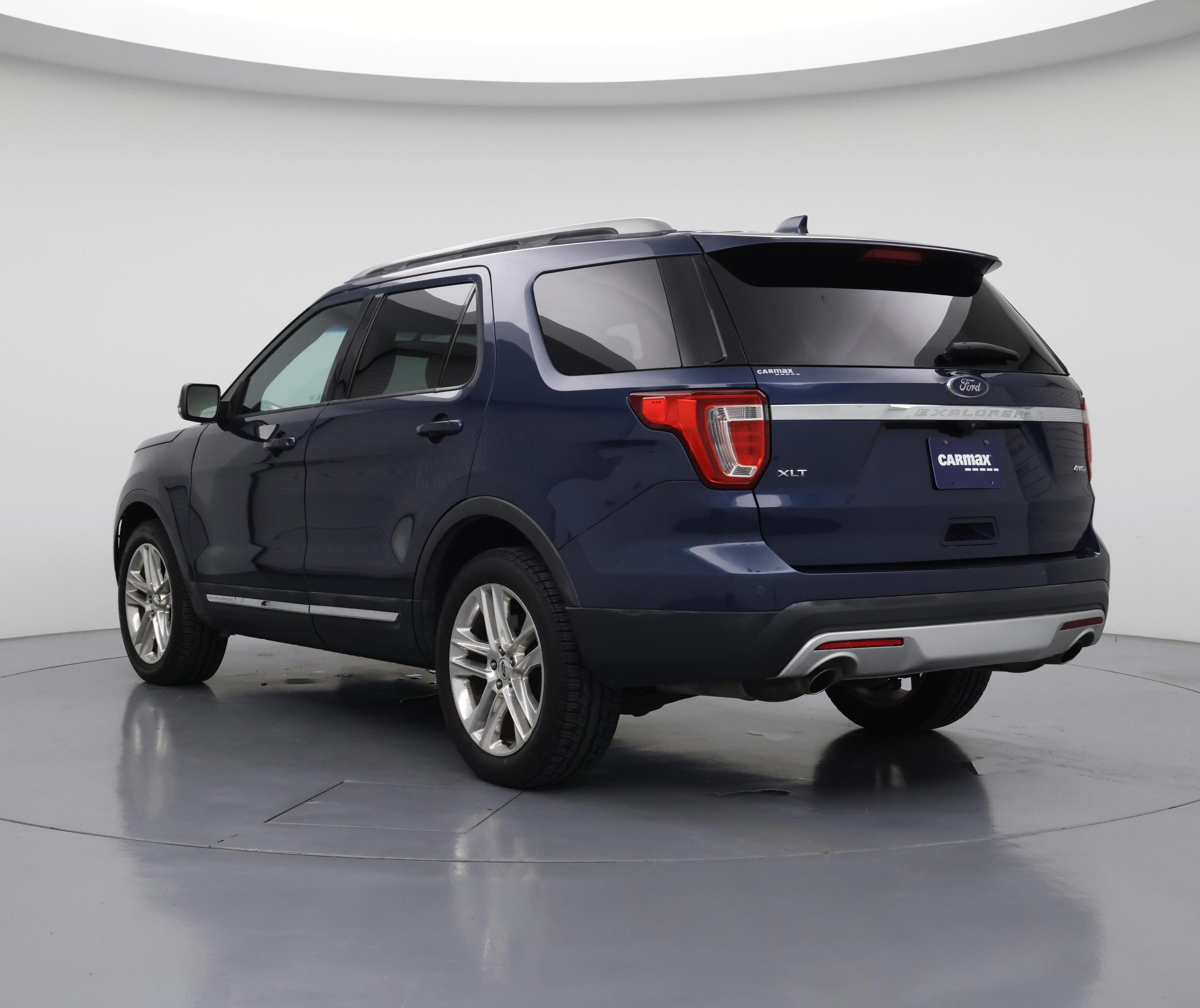 Thumbnail: 2017 Ford Explorer - 2