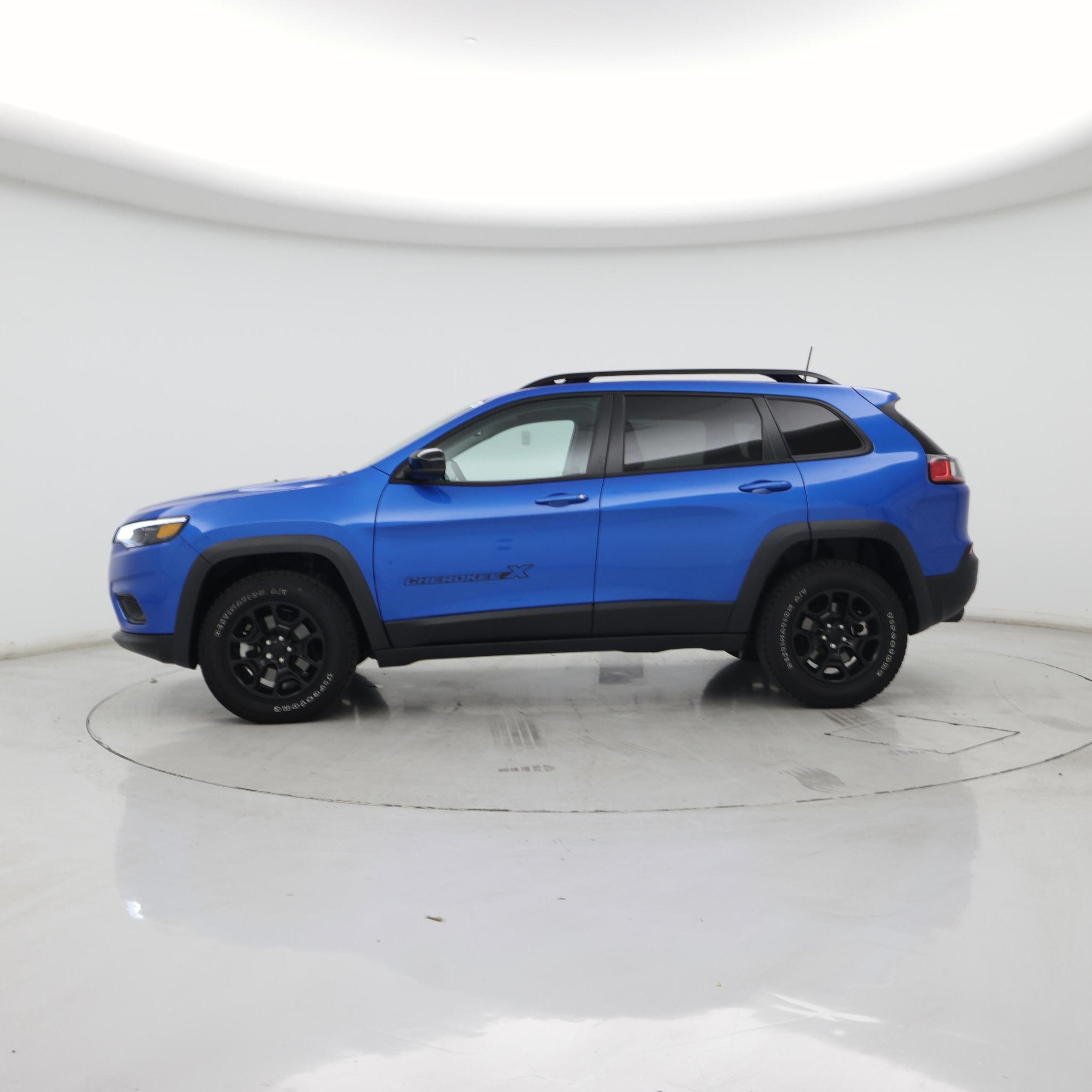Thumbnail: 2022 Jeep Cherokee - 3