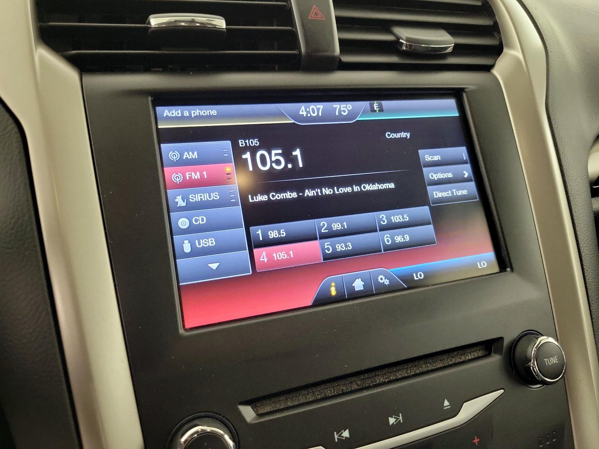 Thumbnail: 2015 Ford Fusion - 16