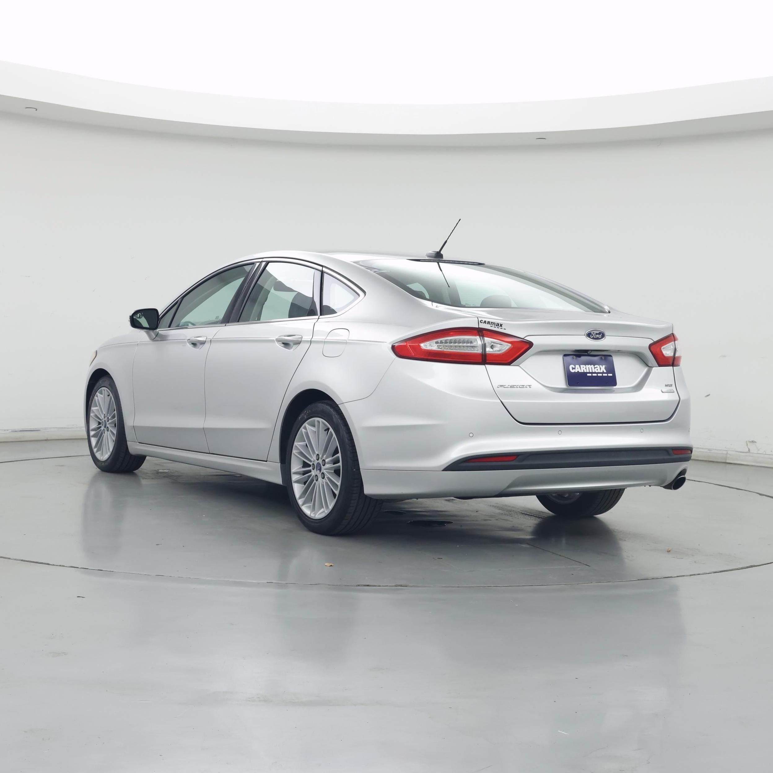 Thumbnail: 2015 Ford Fusion - 2