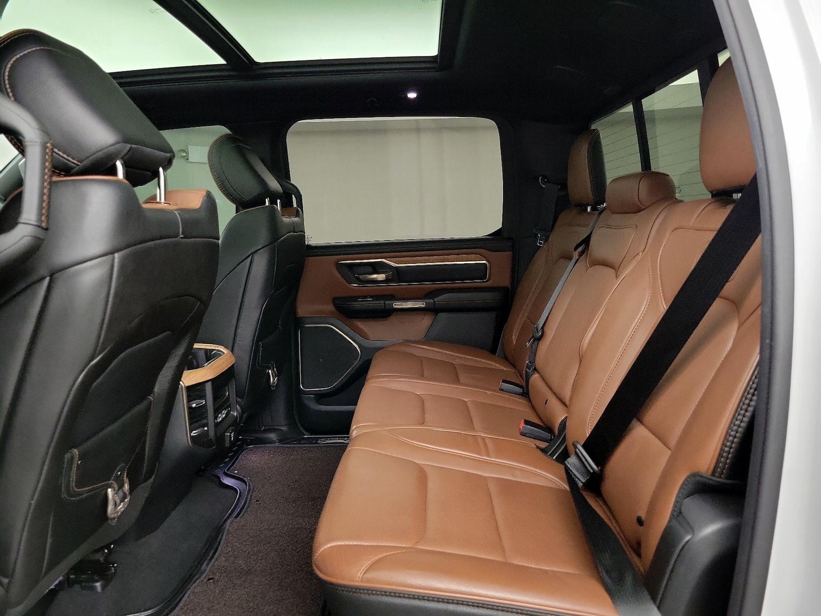 Rear A/C Seat(s)