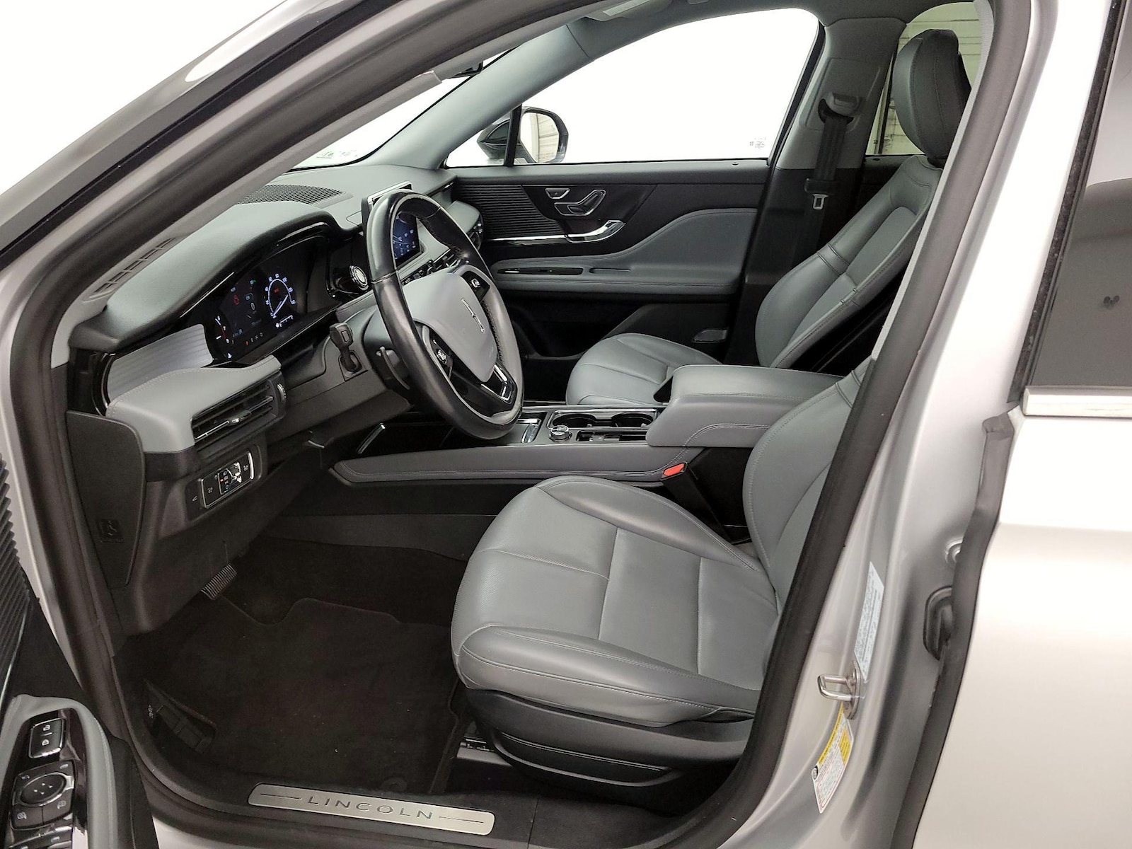 2020 Lincoln Corsair Base - Photo 12