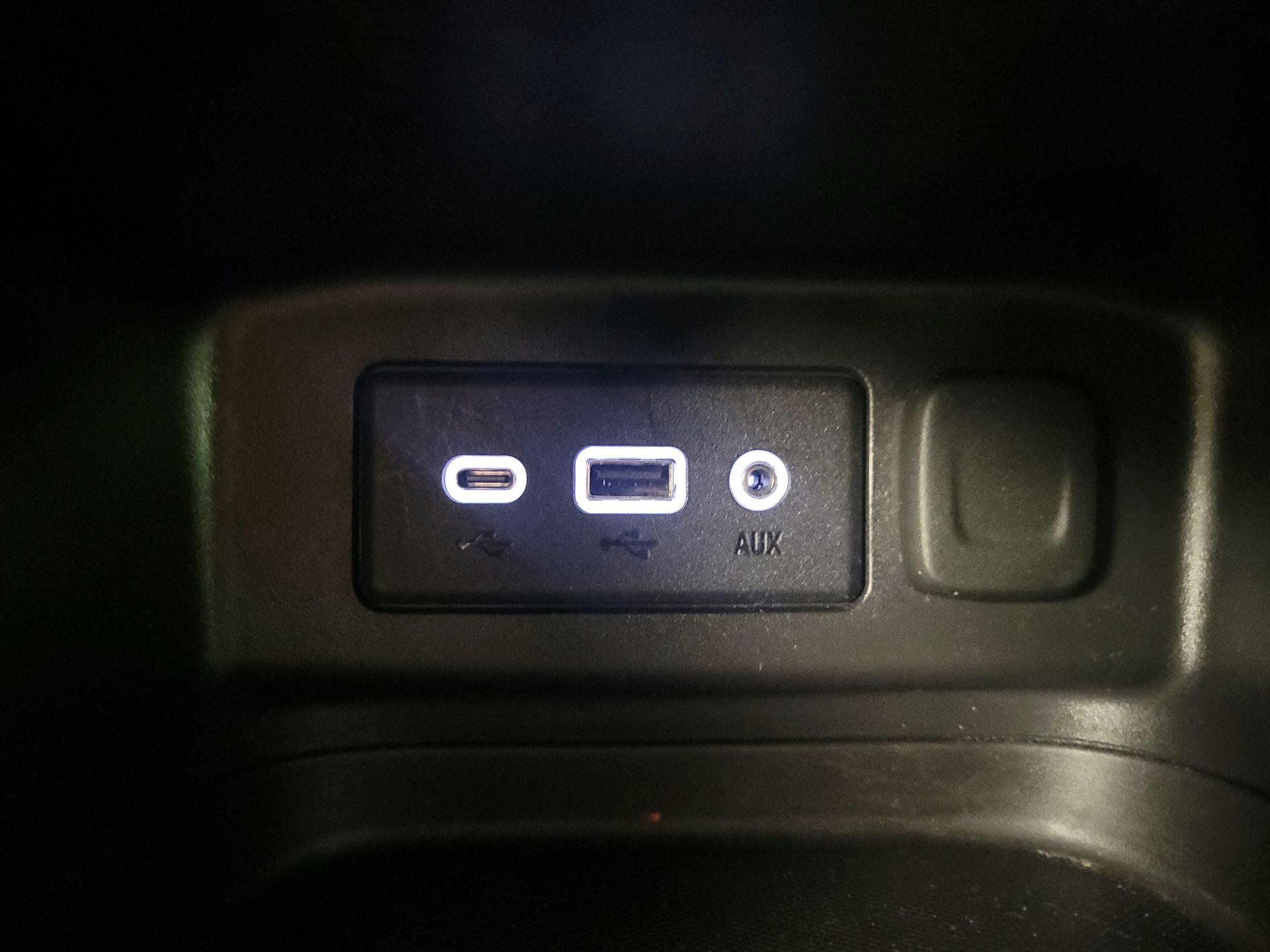 Thumbnail: 2020 Chevrolet Equinox - 19