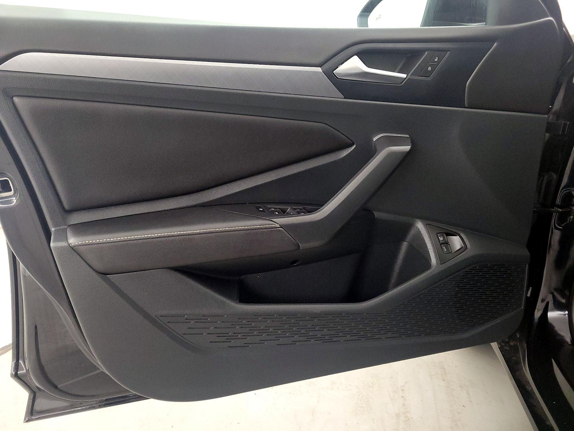 Thumbnail: 2024 Volkswagen Jetta - 12