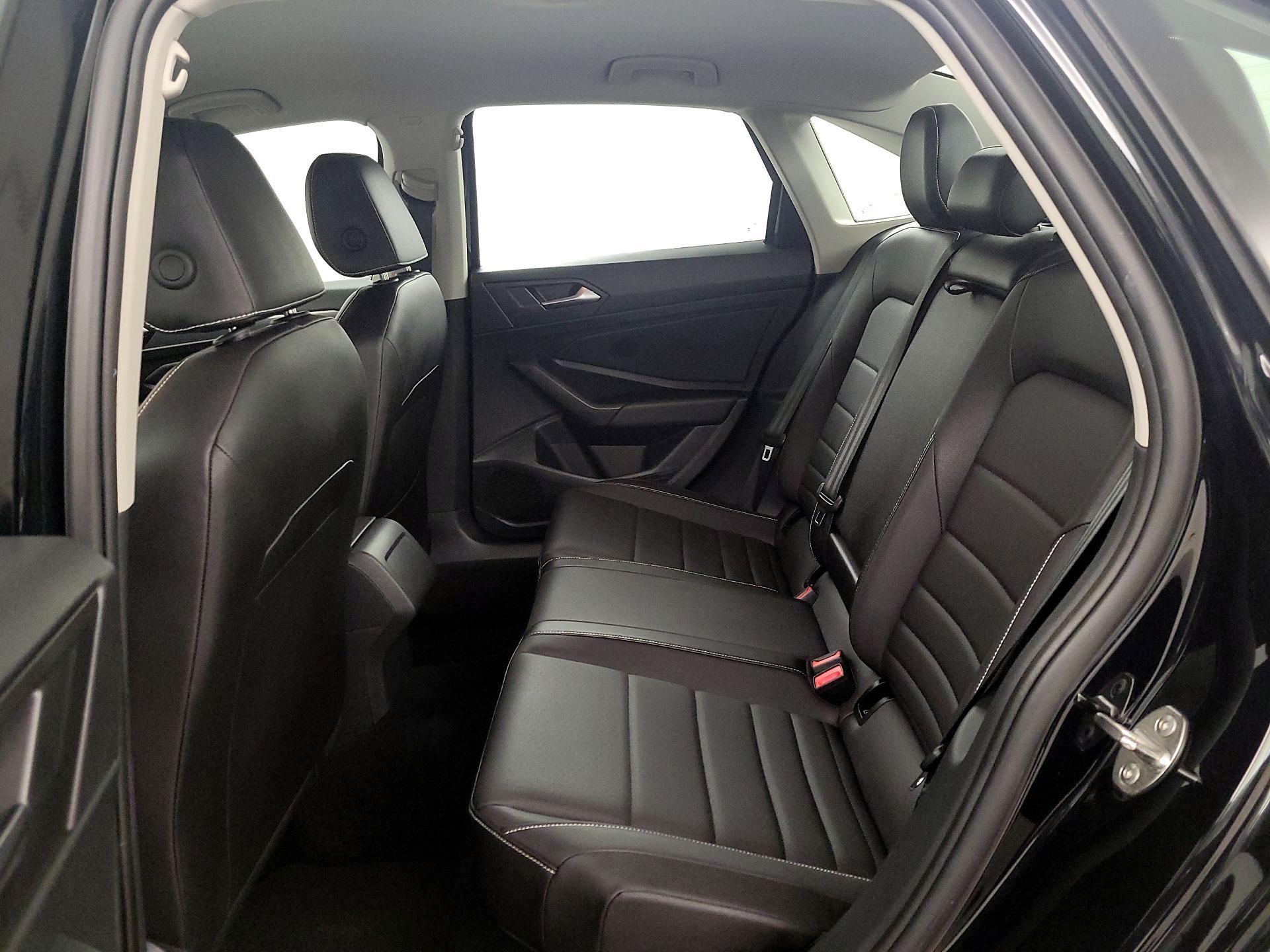 Thumbnail: 2024 Volkswagen Jetta - 19