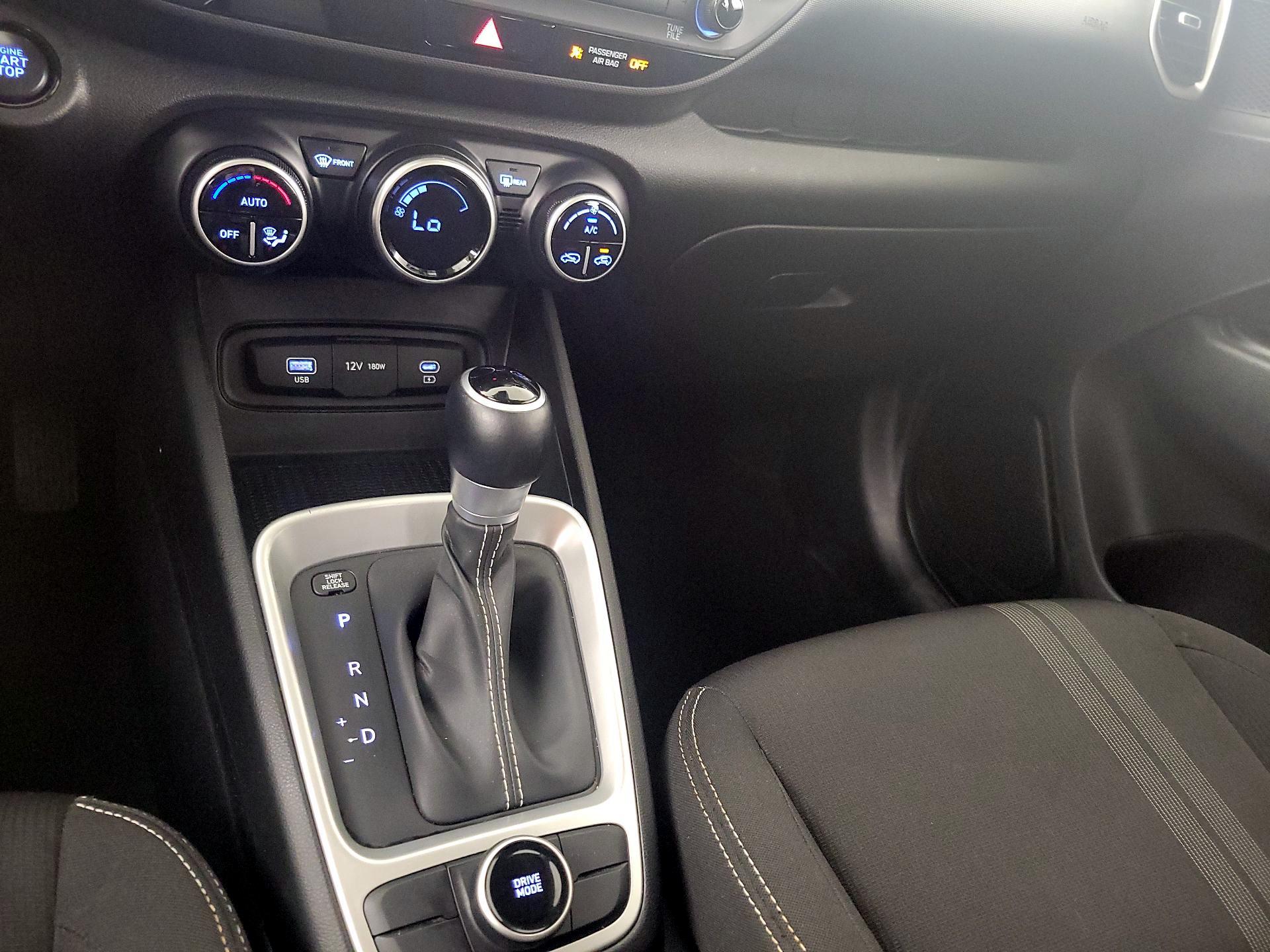 Thumbnail: 2024 Hyundai Venue - 17