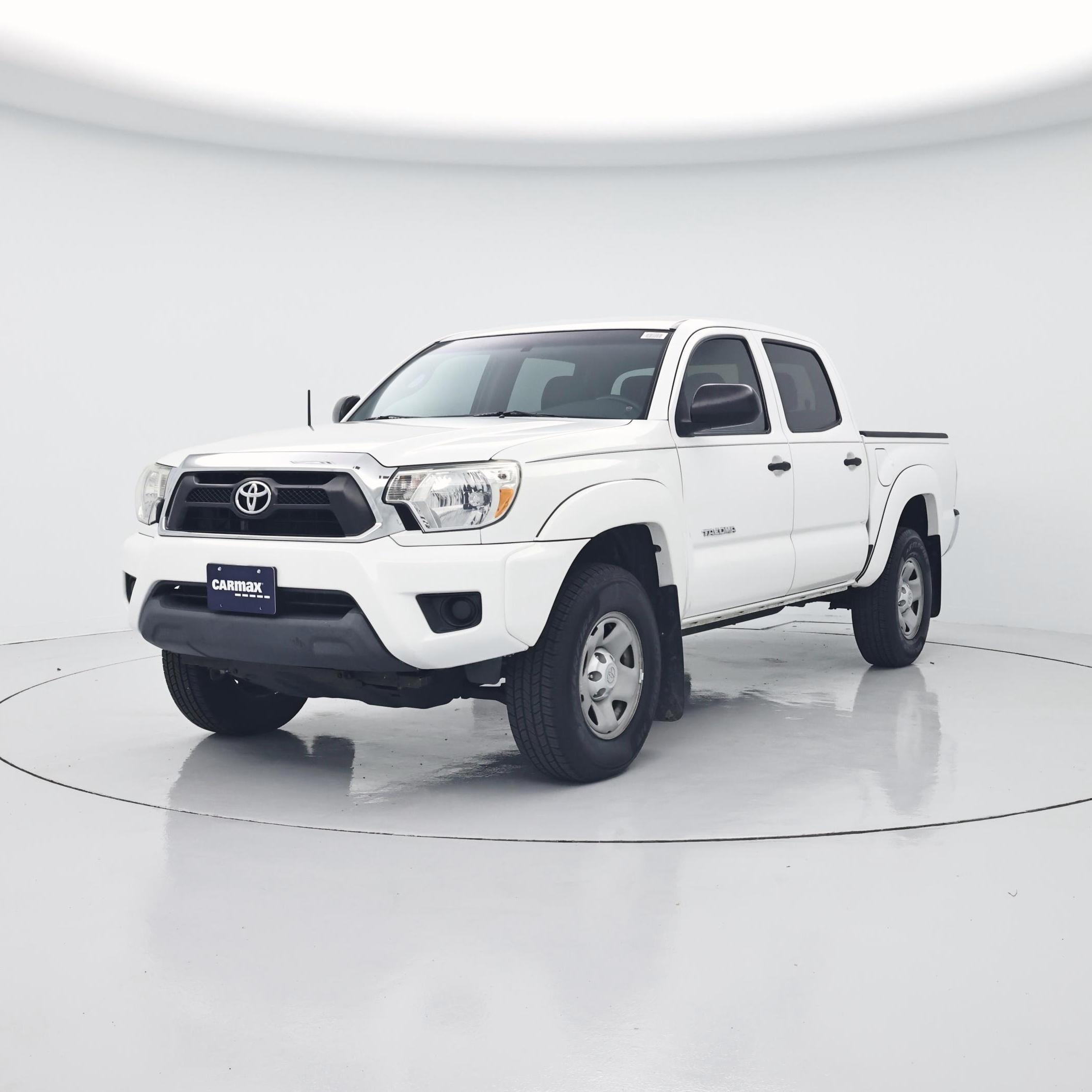 Thumbnail: 2014 Toyota Tacoma - 4
