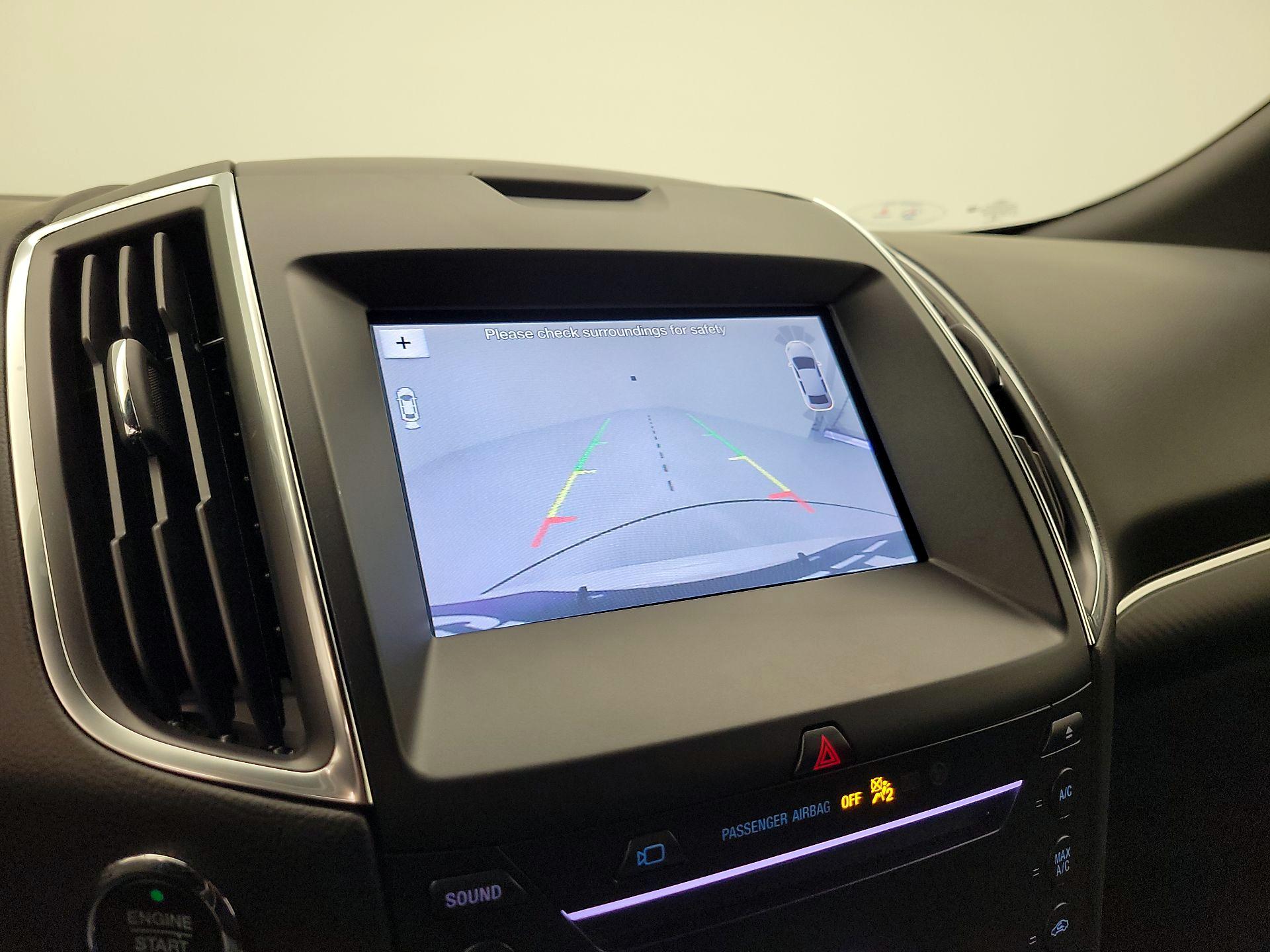 Thumbnail: 2019 Ford Edge - 15