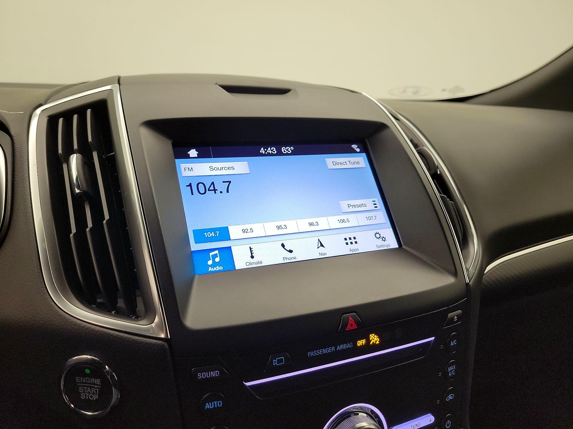 Thumbnail: 2019 Ford Edge - 16