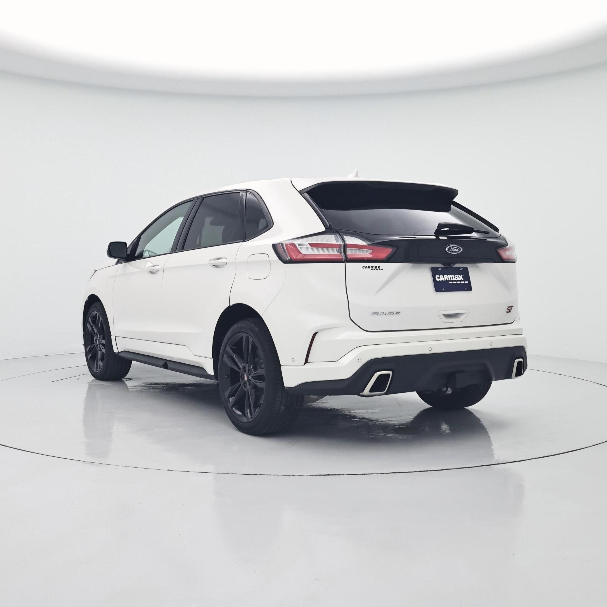 Thumbnail: 2019 Ford Edge - 2