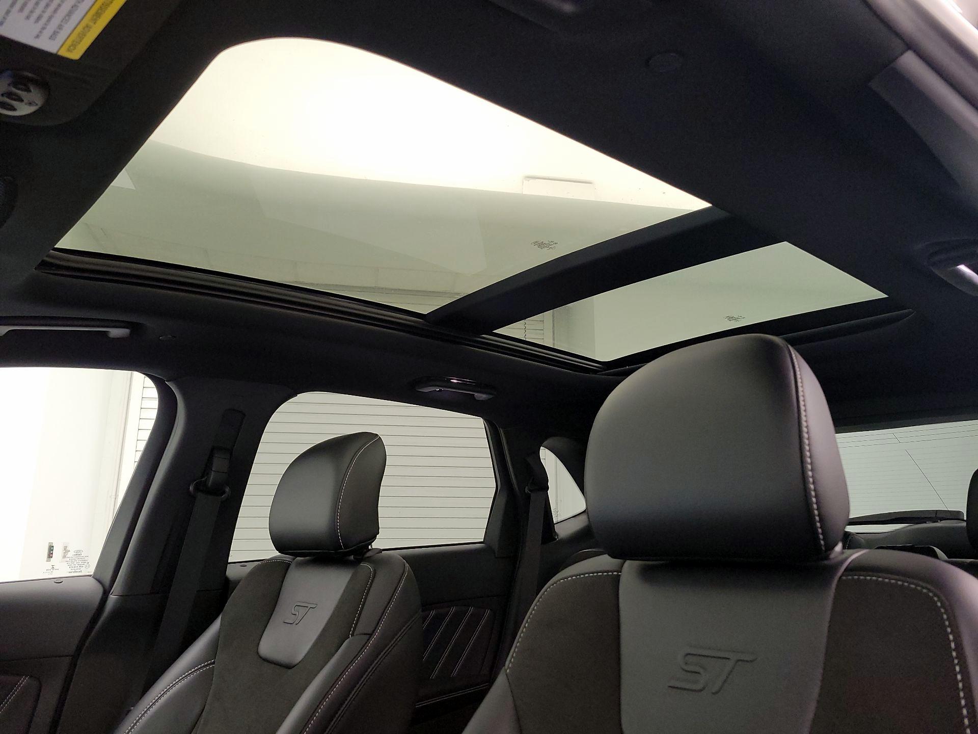 Thumbnail: 2019 Ford Edge - 20