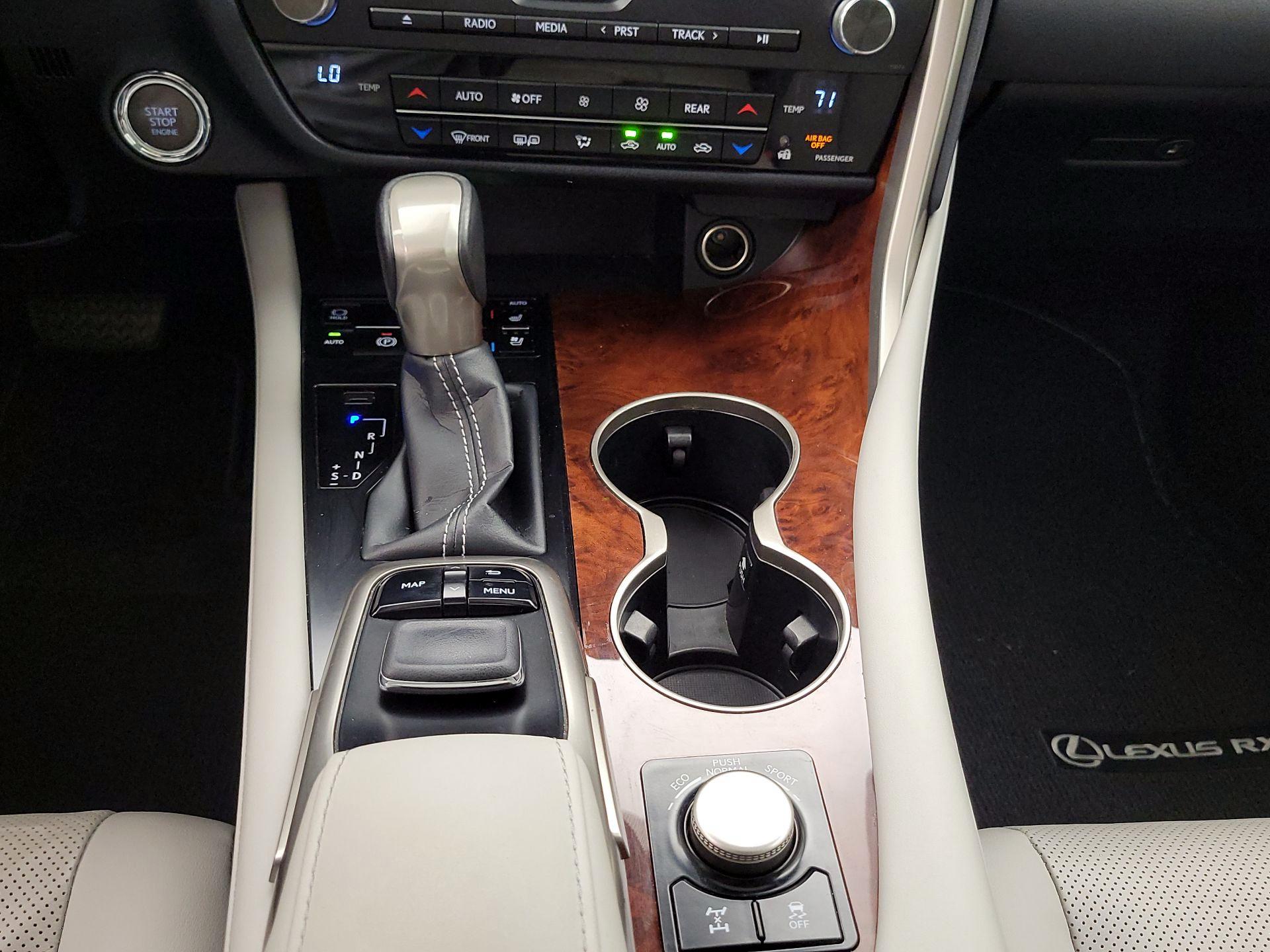 Thumbnail: 2018 Lexus RX - 18