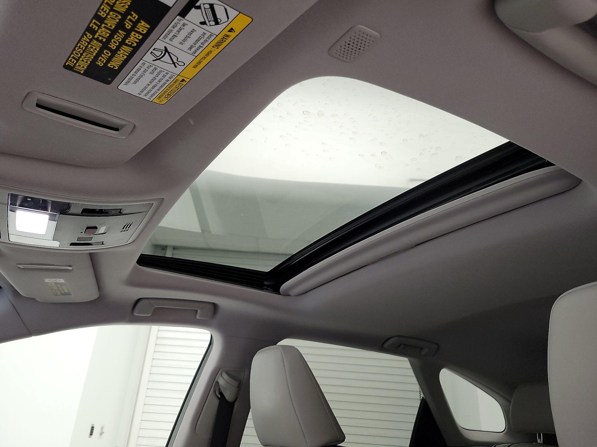 Thumbnail: 2018 Lexus RX - 20