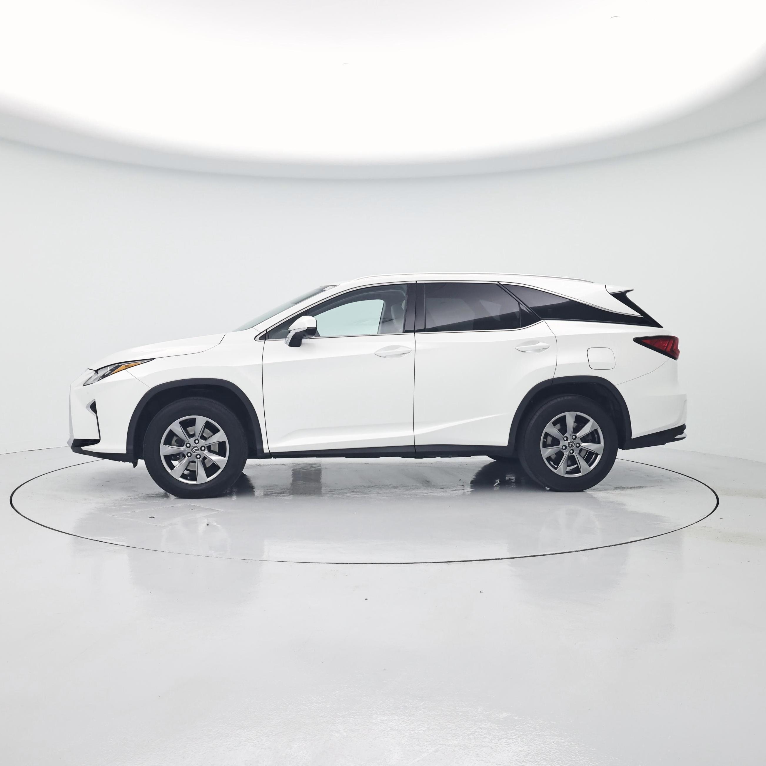 Thumbnail: 2018 Lexus RX - 3