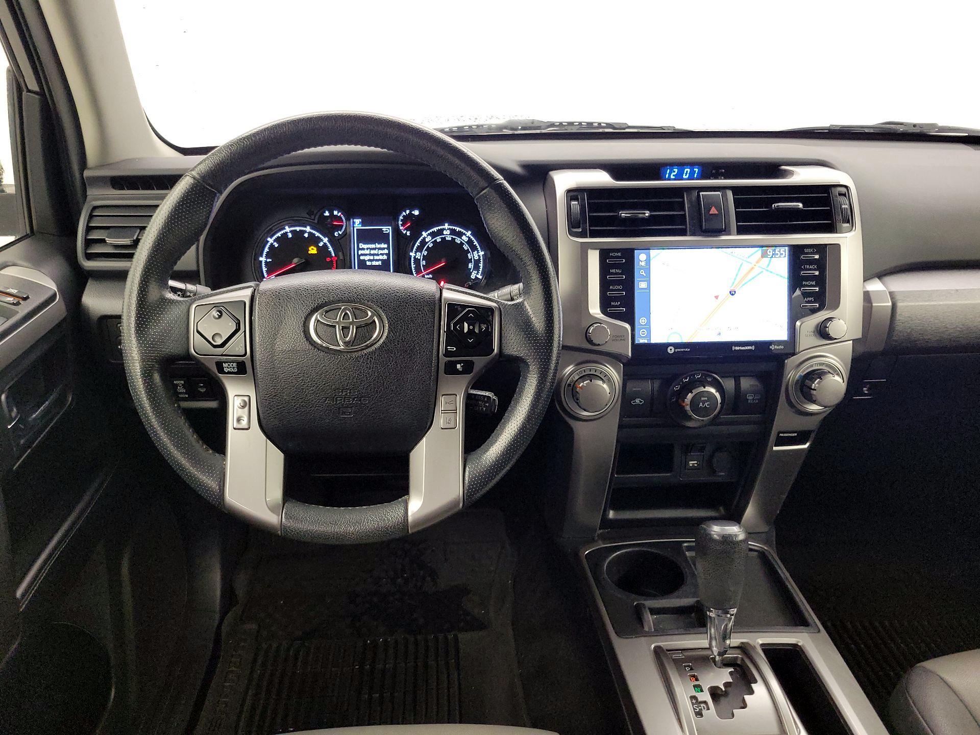 Thumbnail: 2022 Toyota 4Runner - 10