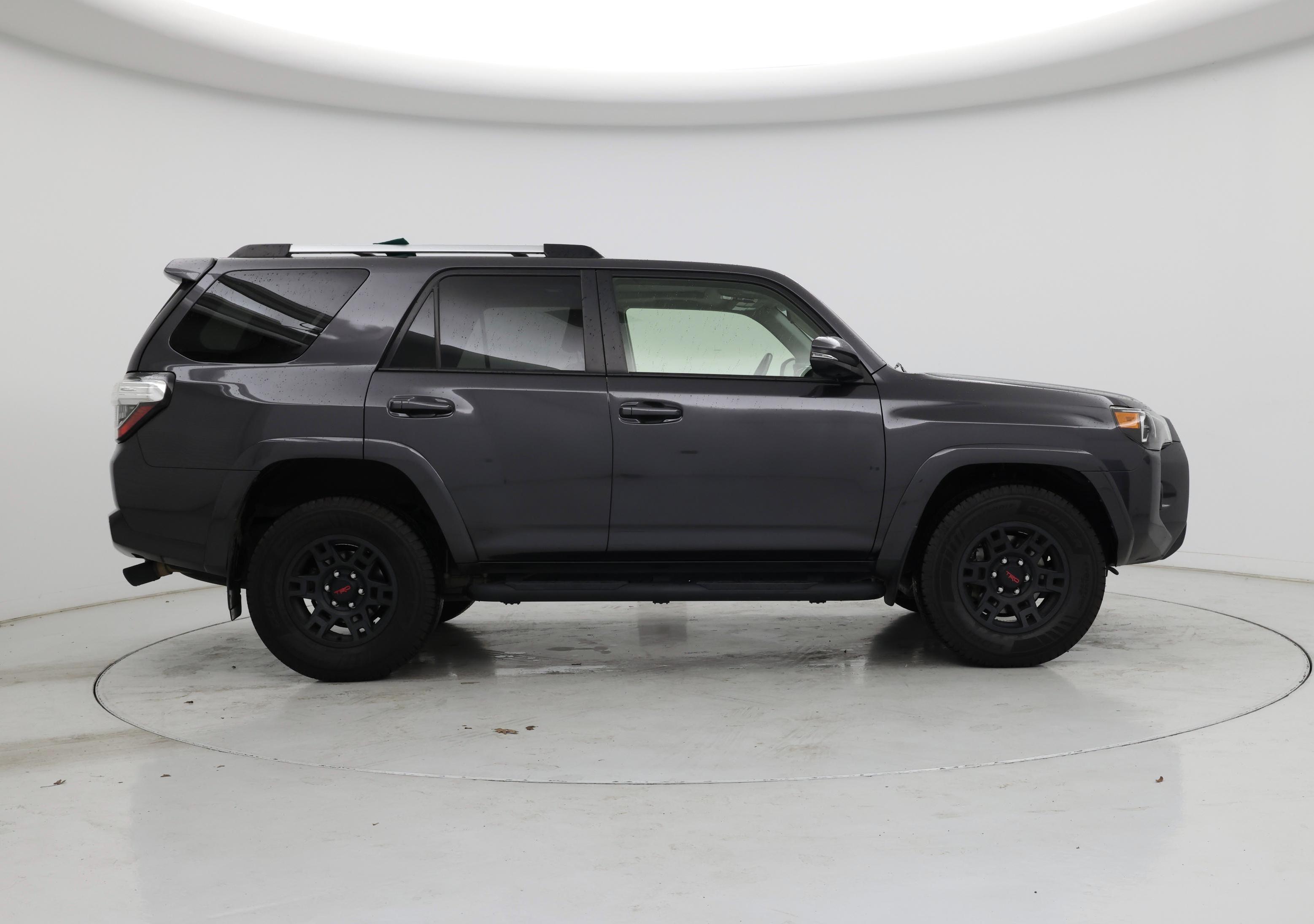 Thumbnail: 2022 Toyota 4Runner - 7