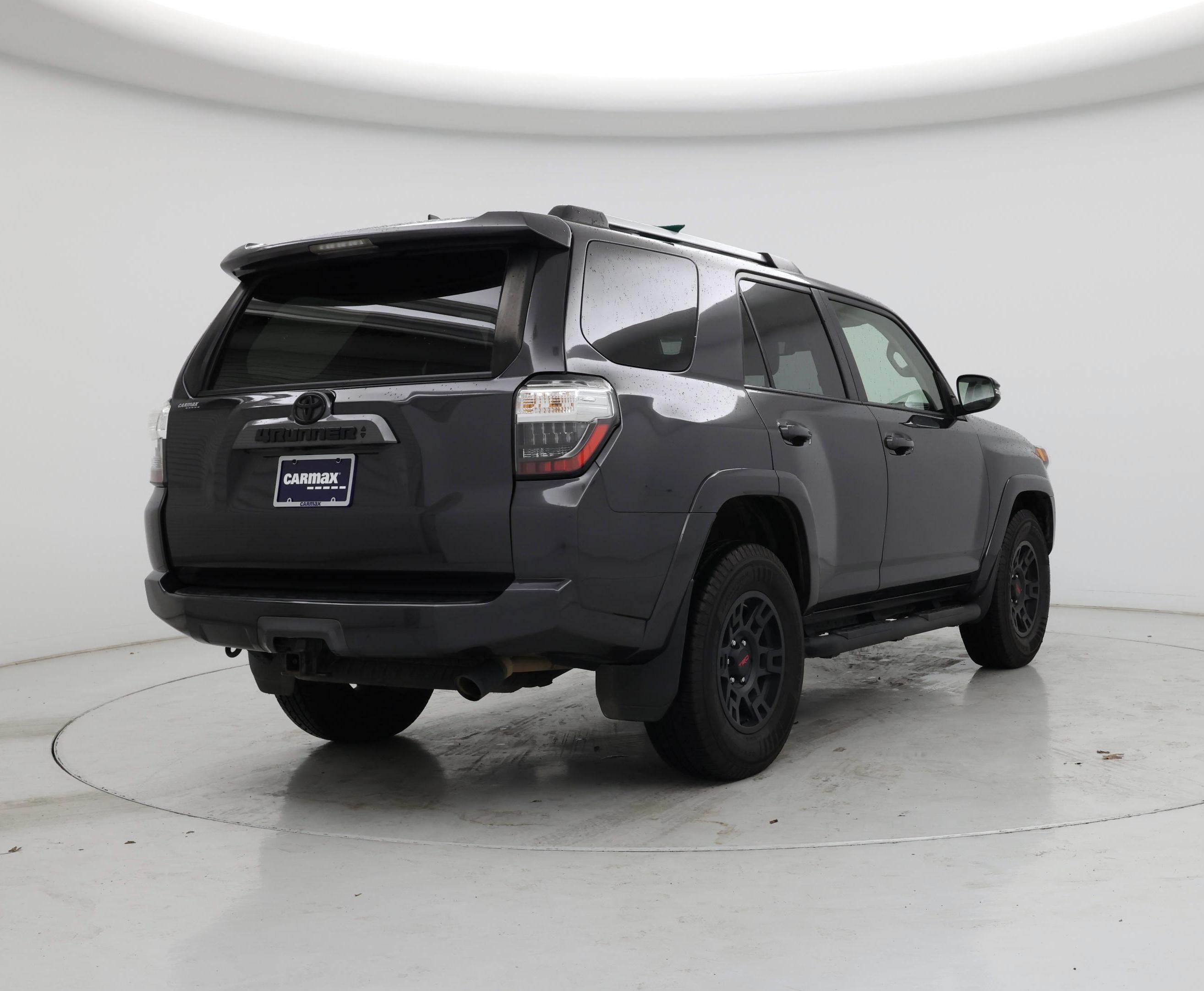 Thumbnail: 2022 Toyota 4Runner - 8
