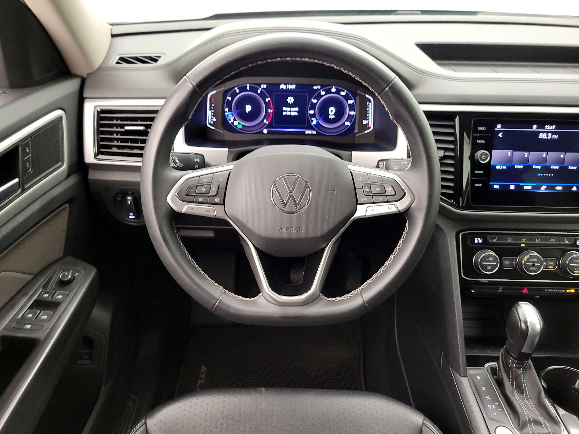 Thumbnail: 2022 Volkswagen Atlas - 10