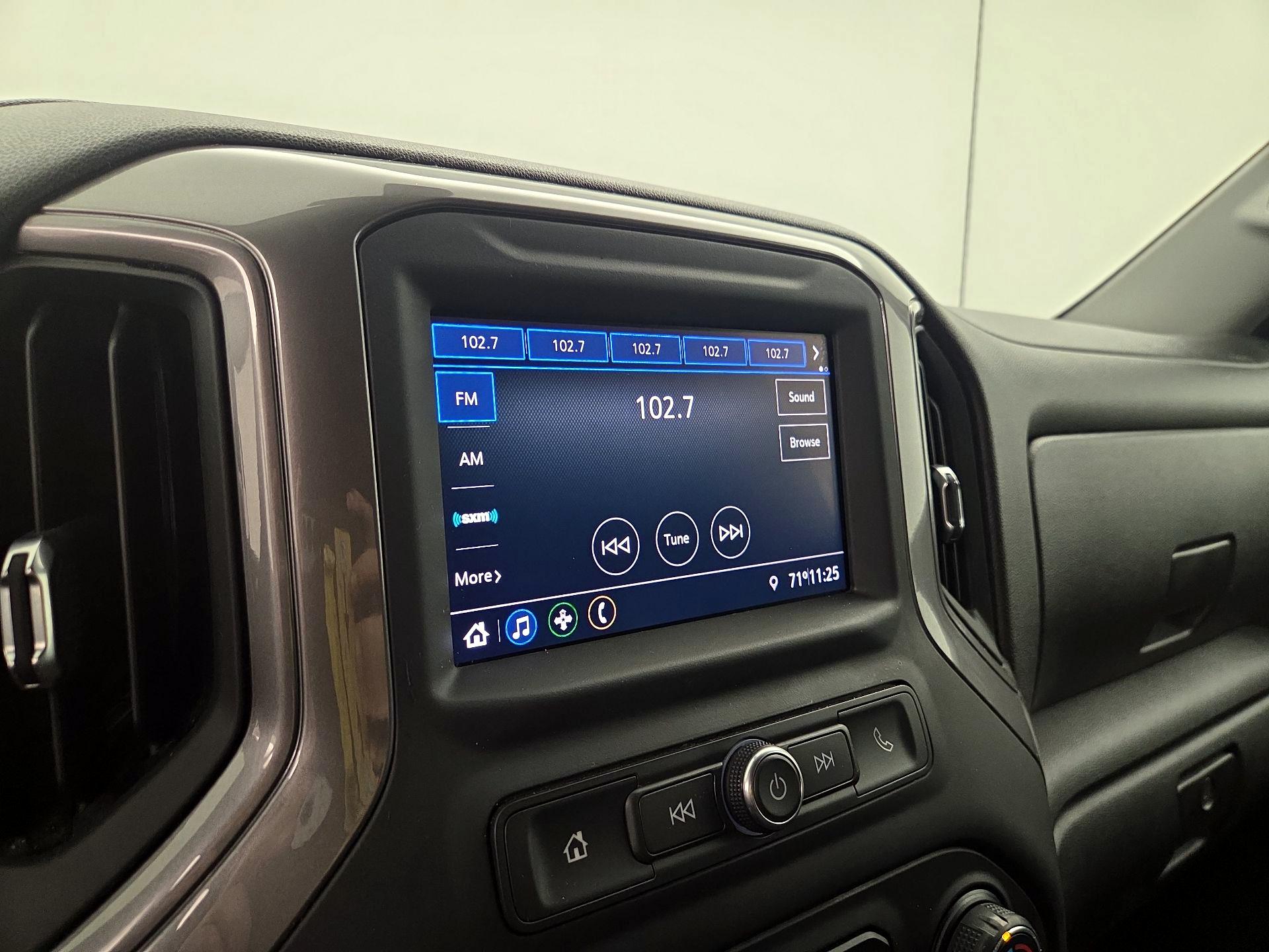 Thumbnail: 2020 Chevrolet Silverado 1500 - 15