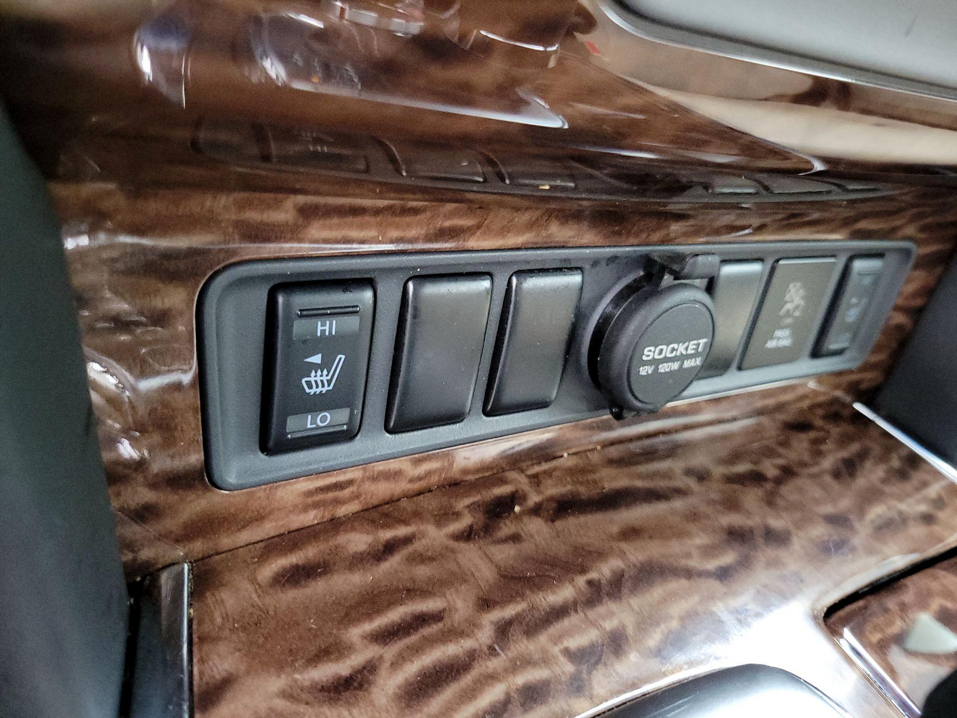 Thumbnail: 2017 Nissan Armada - 19