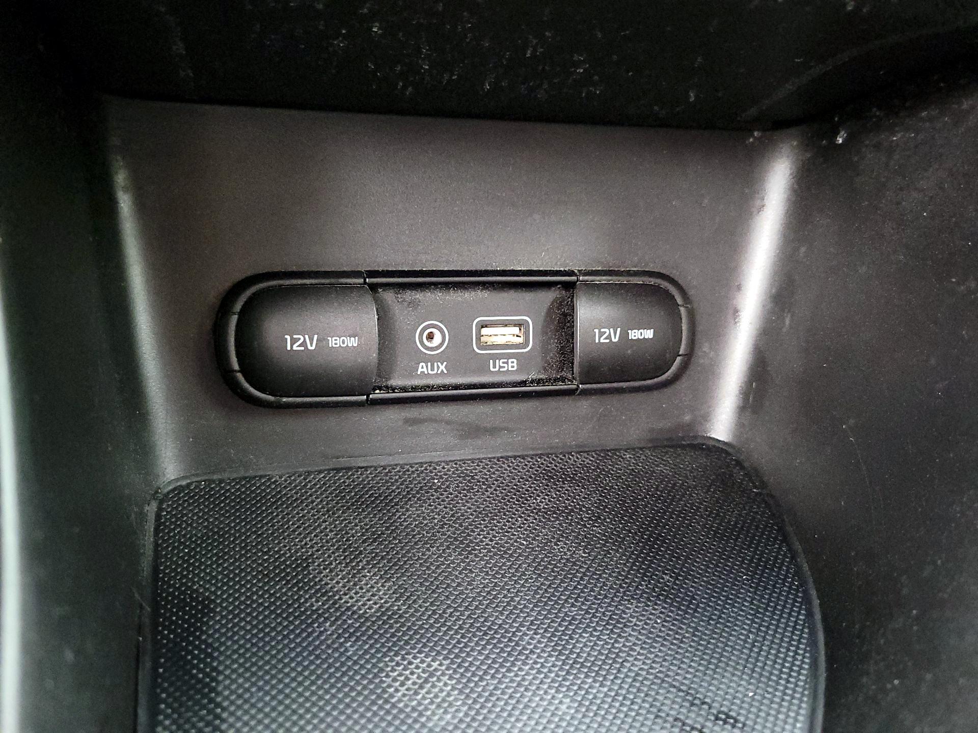 Thumbnail: 2018 Kia Sportage - 18