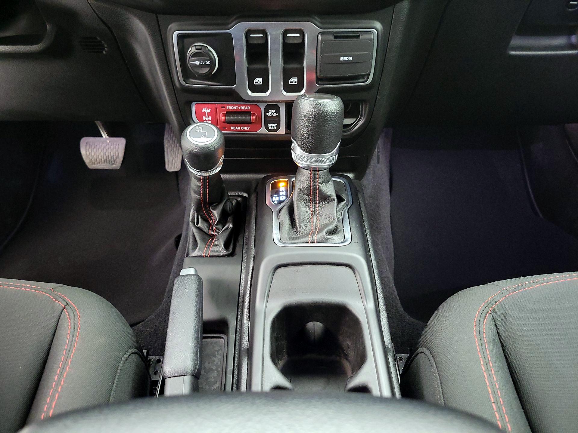 Thumbnail: 2023 Jeep Wrangler - 18