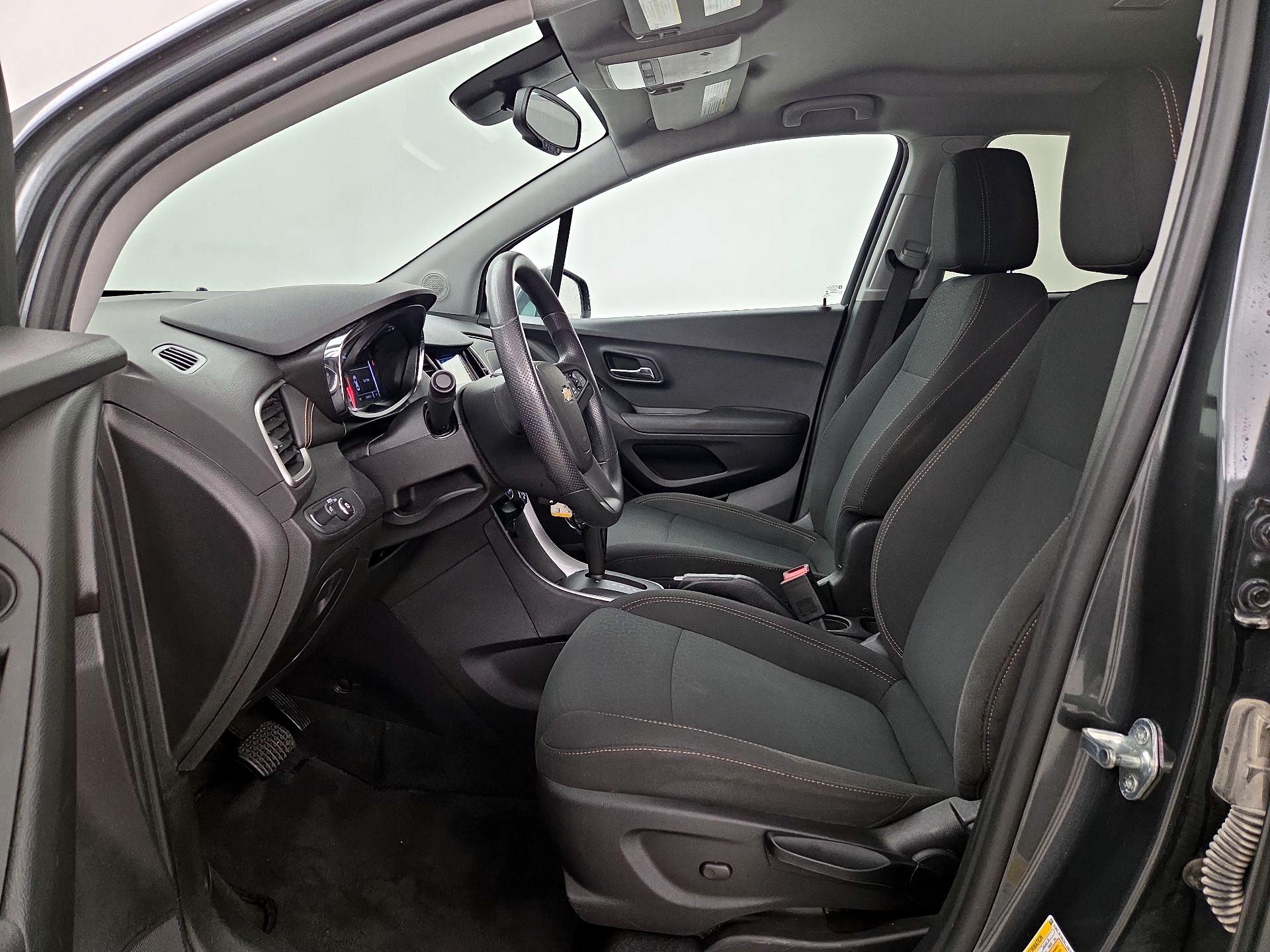 Thumbnail: 2019 Chevrolet Trax - 11