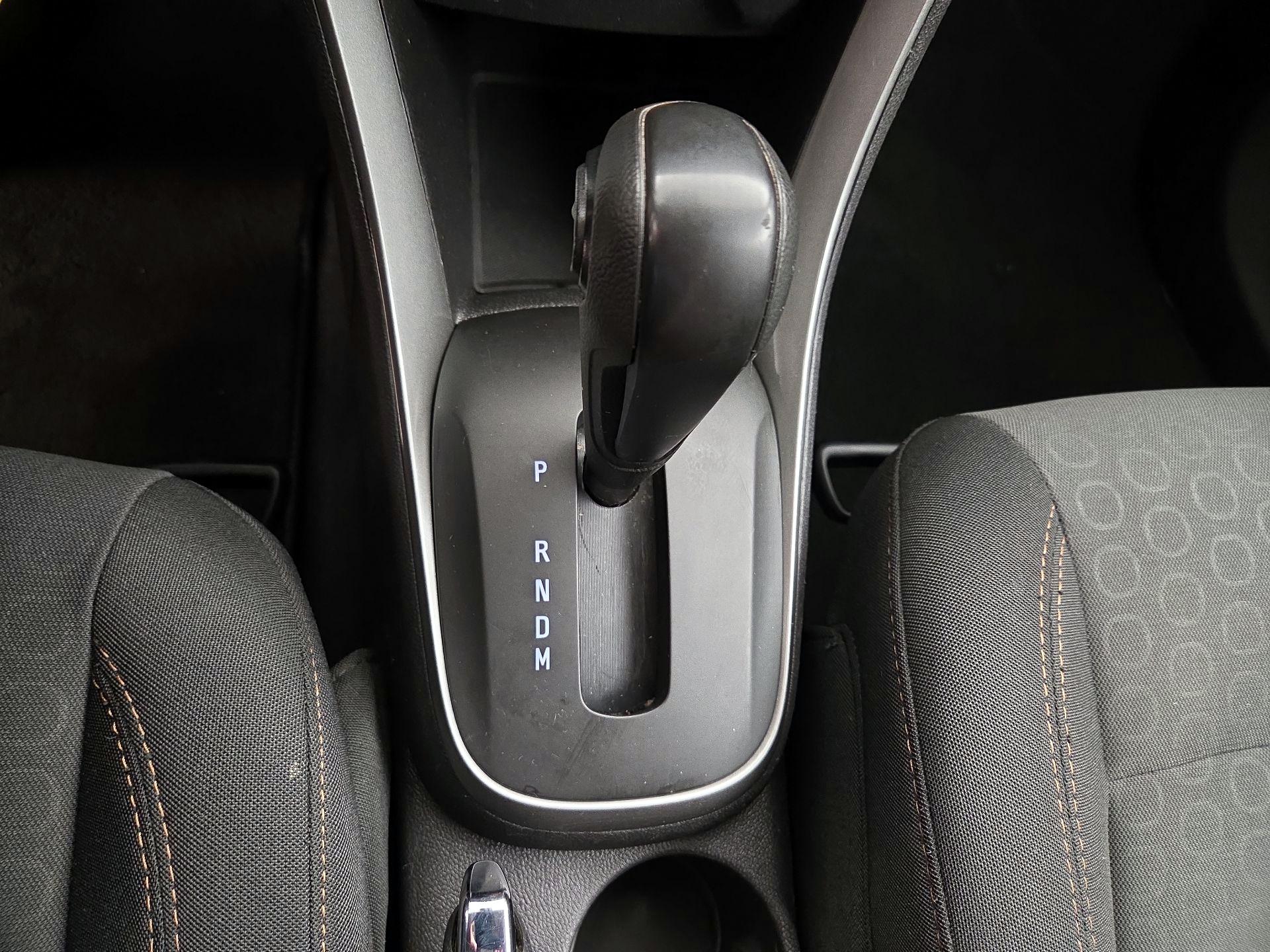 Thumbnail: 2019 Chevrolet Trax - 17