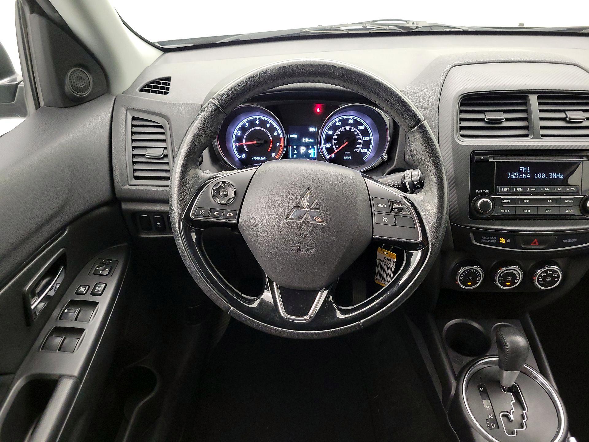 Thumbnail: 2017 Mitsubishi Outlander Sport - 10