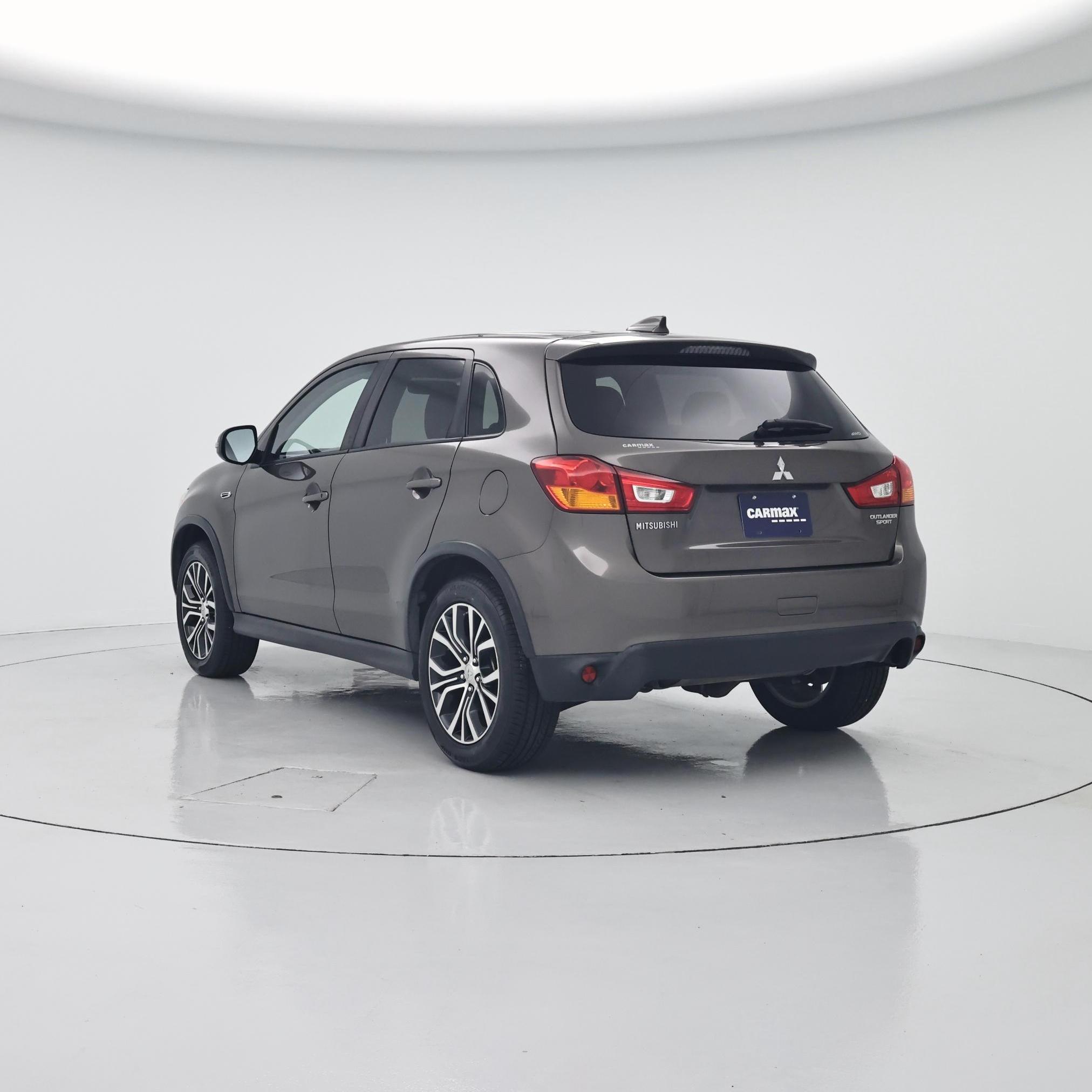 Thumbnail: 2017 Mitsubishi Outlander Sport - 2