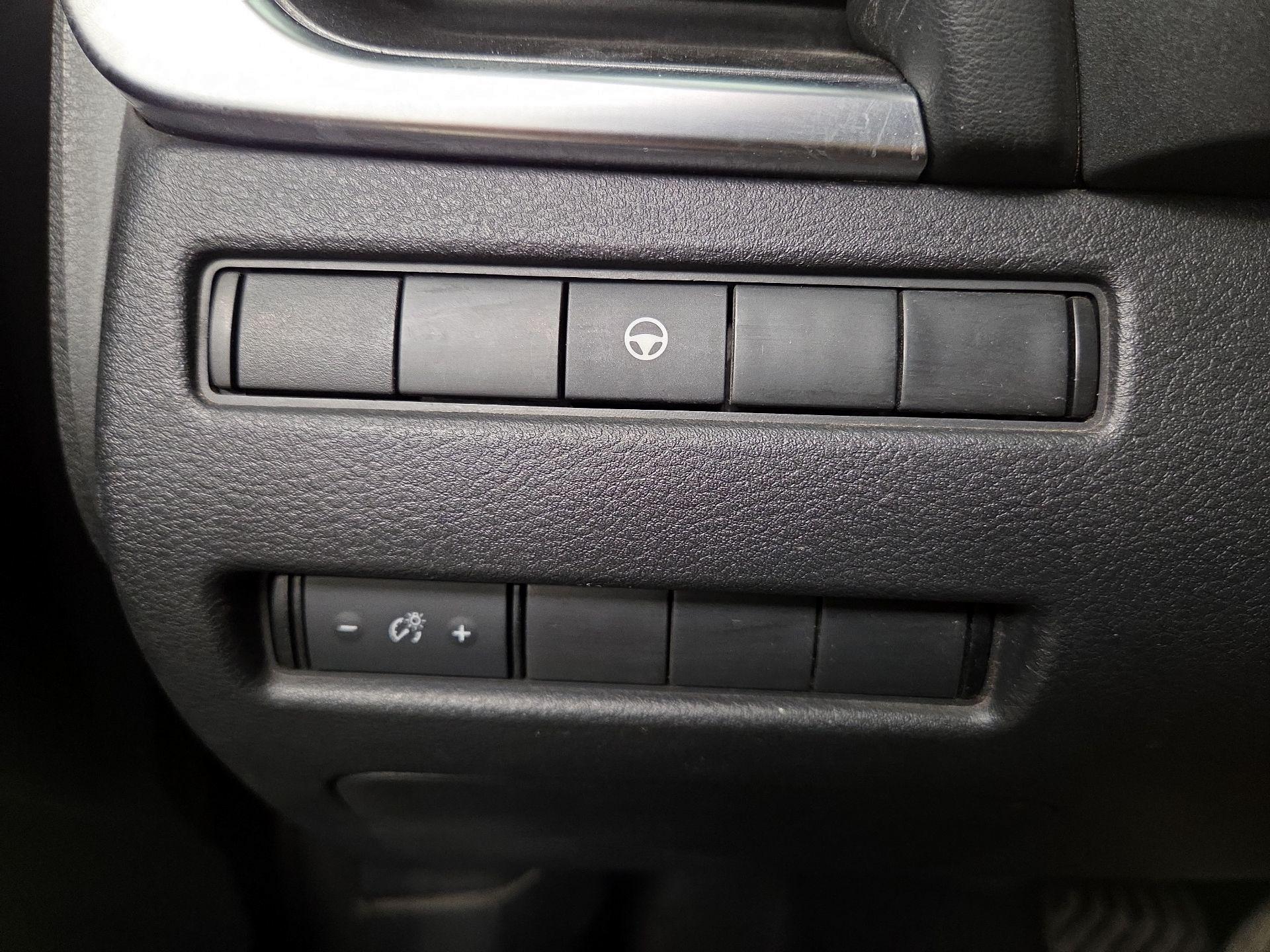 Thumbnail: 2021 Nissan Rogue - 13