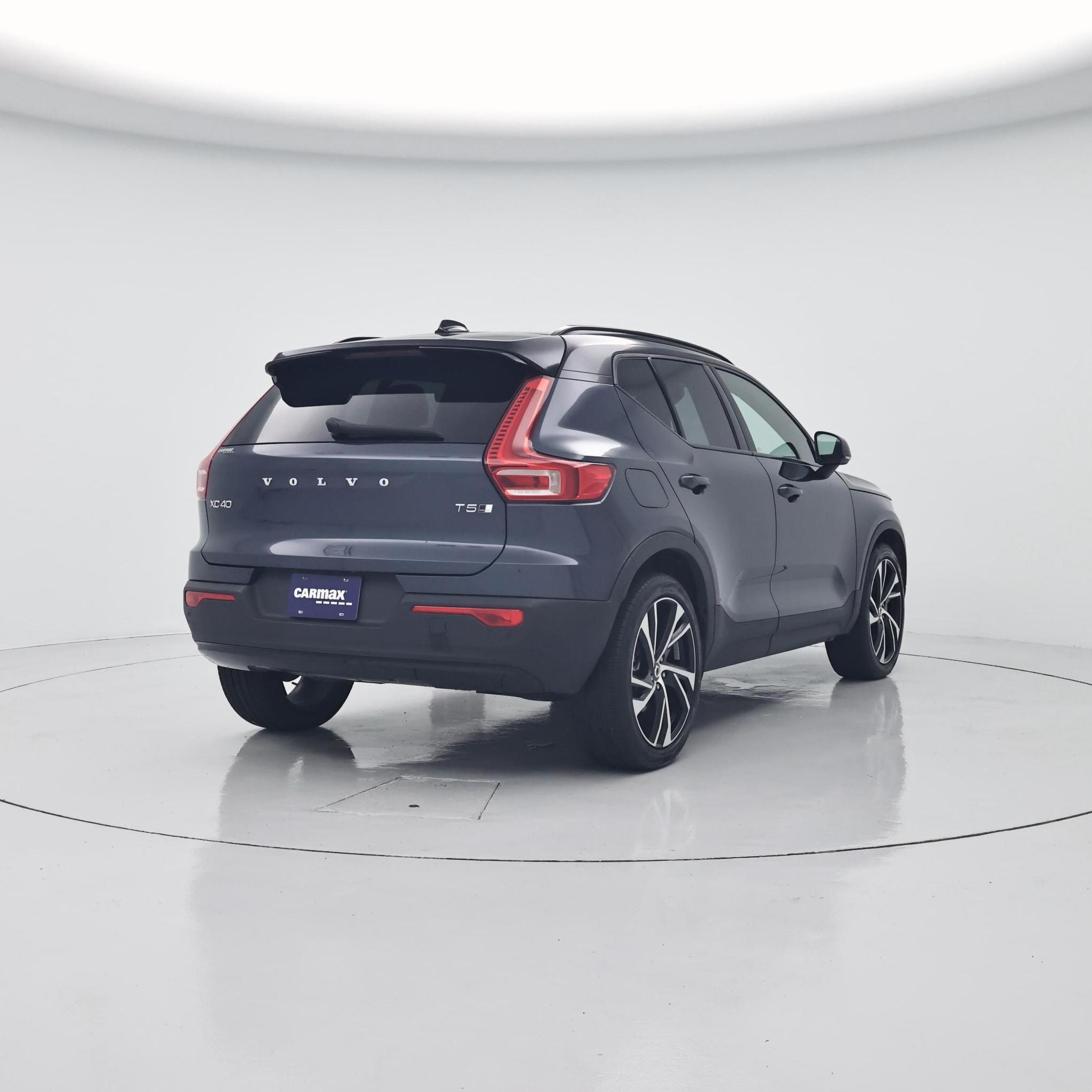 Thumbnail: 2022 Volvo XC40 - 8