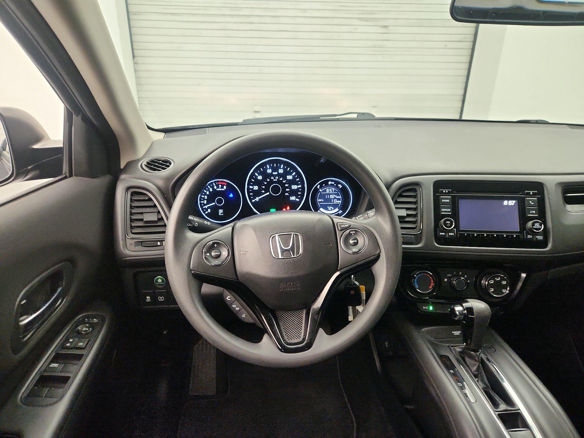 Thumbnail: 2016 Honda HR-V - 10