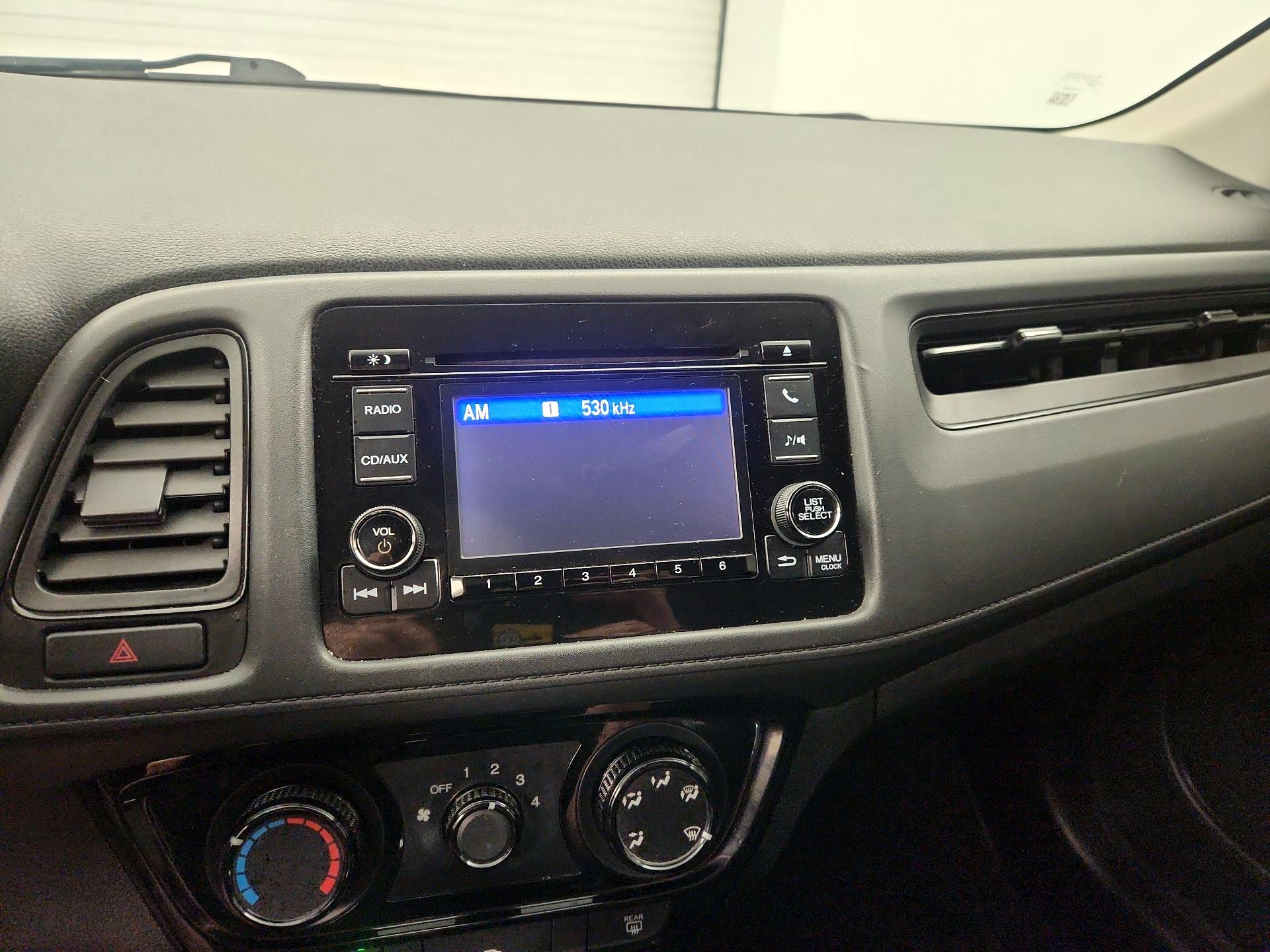 Thumbnail: 2016 Honda HR-V - 14