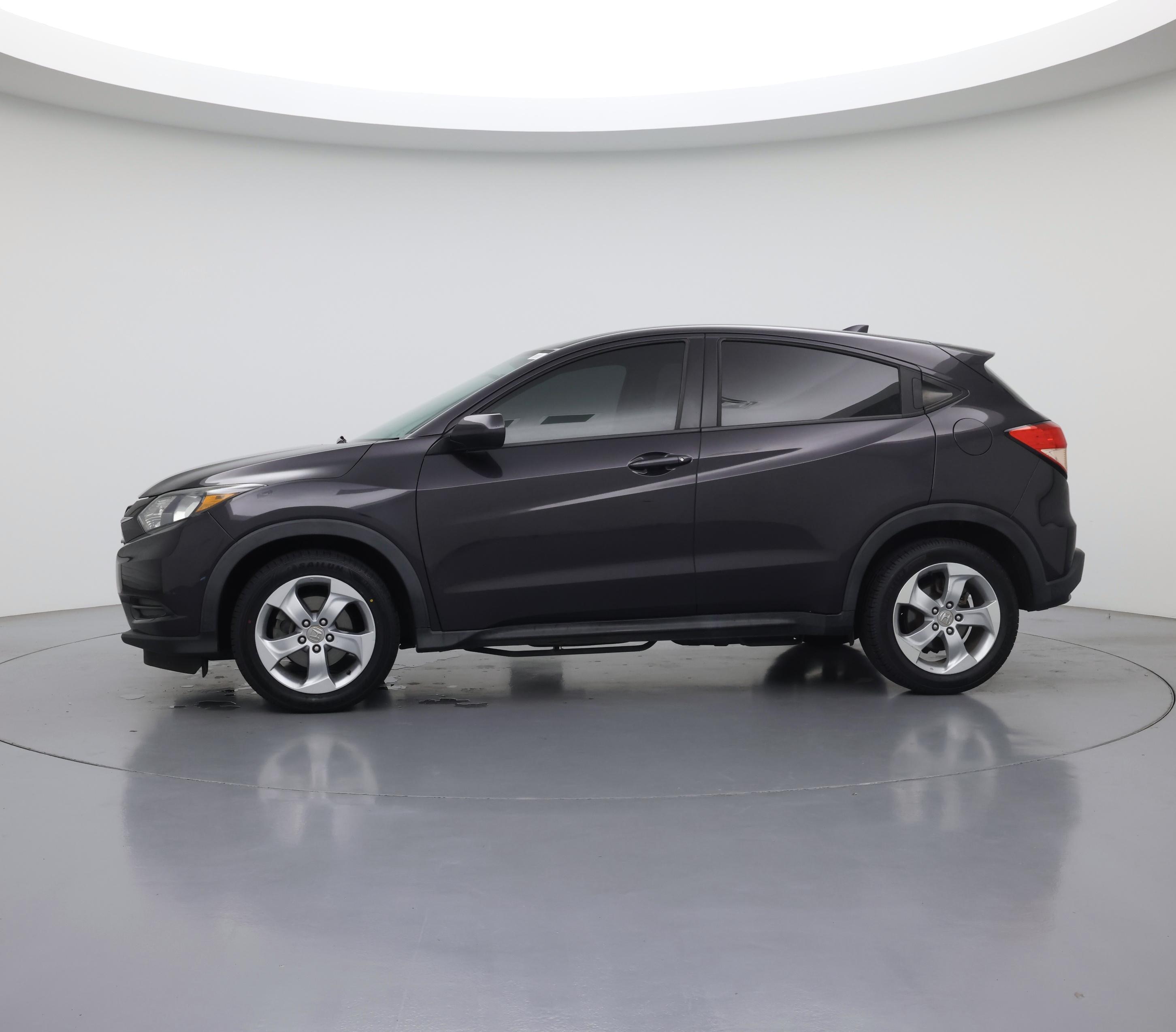 Thumbnail: 2016 Honda HR-V - 3