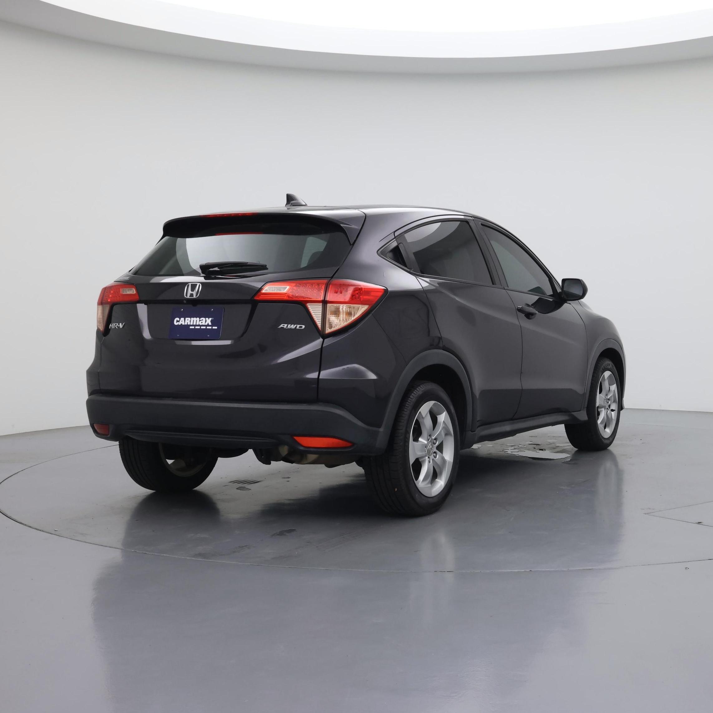 Thumbnail: 2016 Honda HR-V - 8