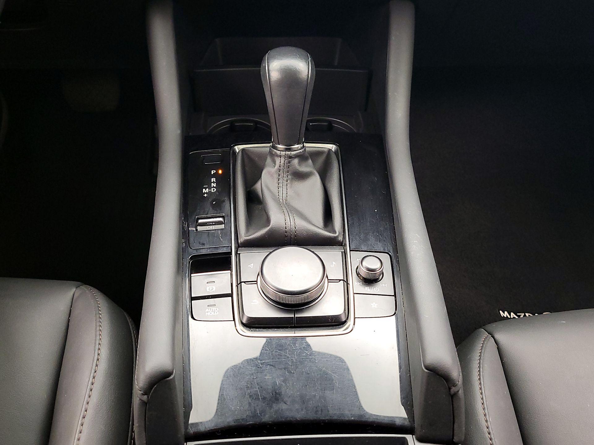 Thumbnail: 2019 Mazda Mazda3 - 17