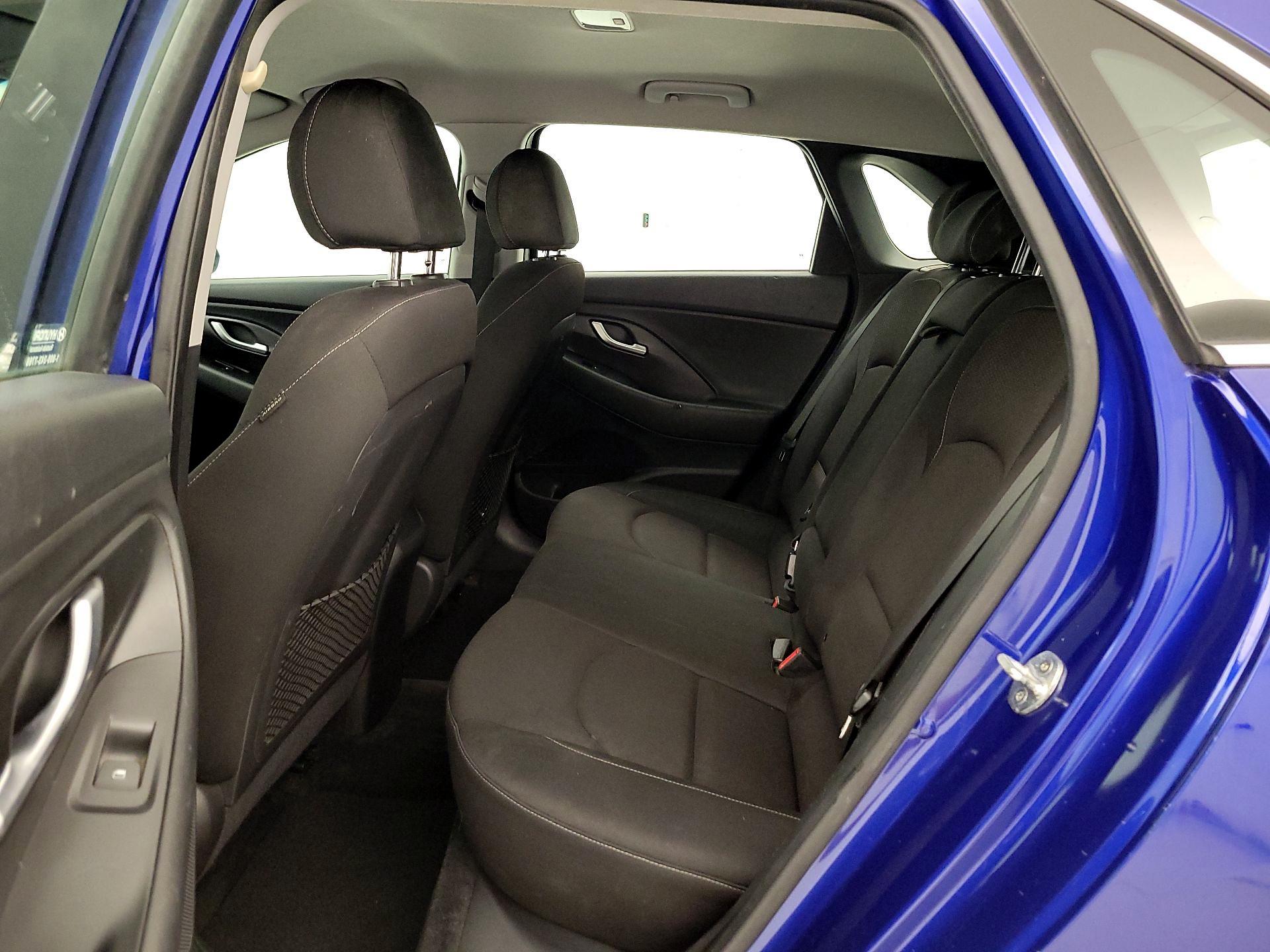 Thumbnail: 2019 Hyundai Elantra - 19