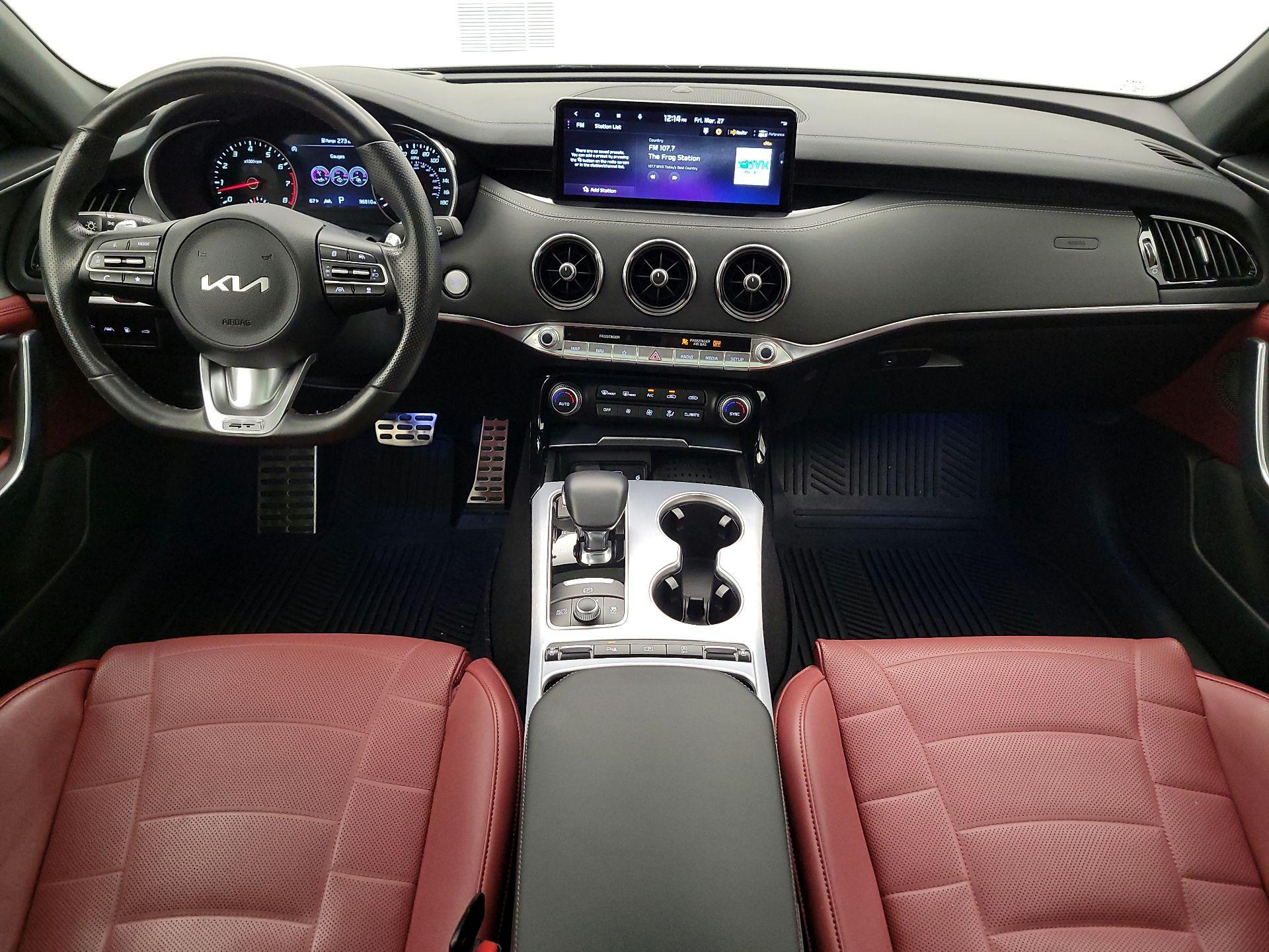 Thumbnail: 2023 Kia Stinger - 9