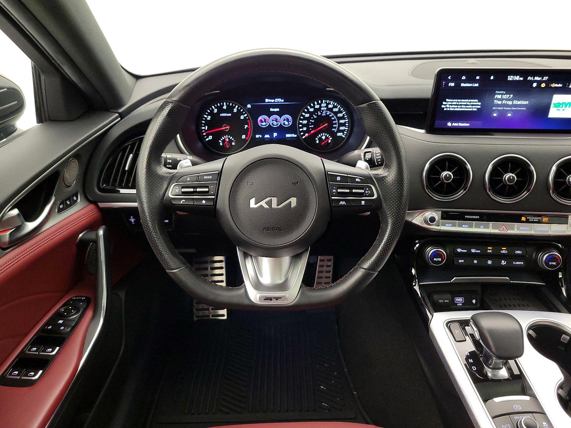 Thumbnail: 2023 Kia Stinger - 10