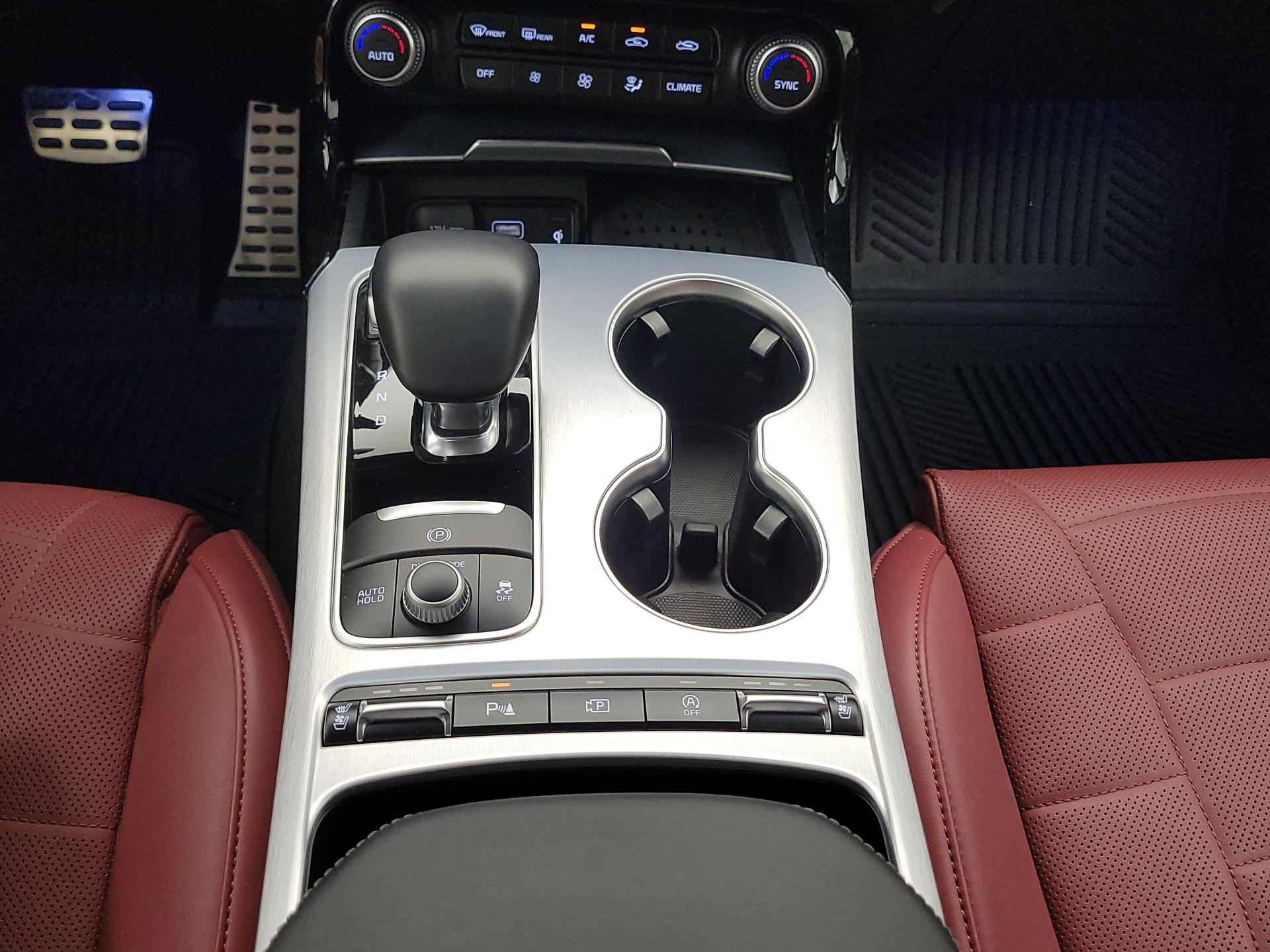 Thumbnail: 2023 Kia Stinger - 18